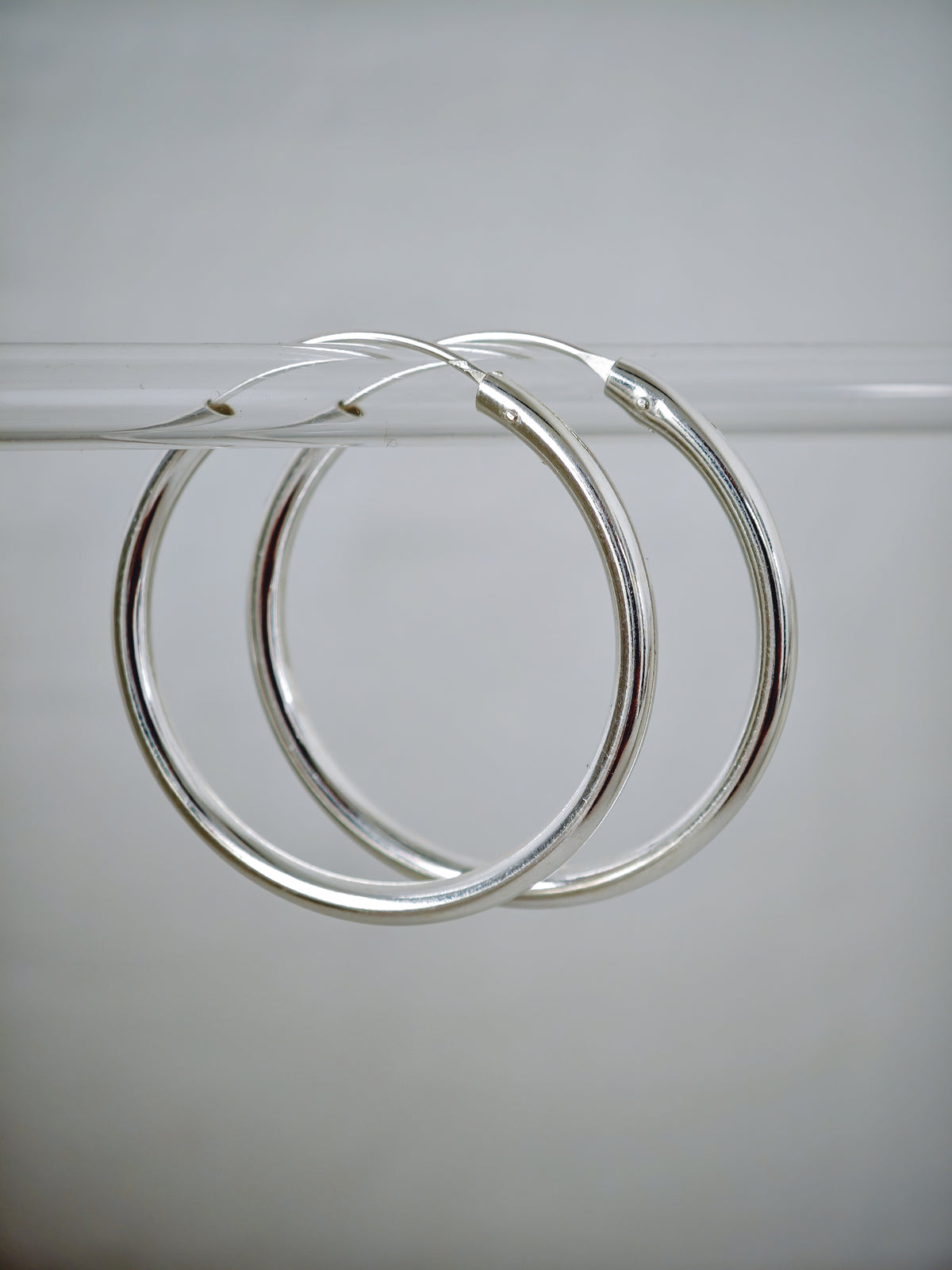 Wide light sterling silver 925 hoop earrings 18mm x 3mm in size, medium earrings minimalist, gypsy hippie style, silver hoop earrings, hoops