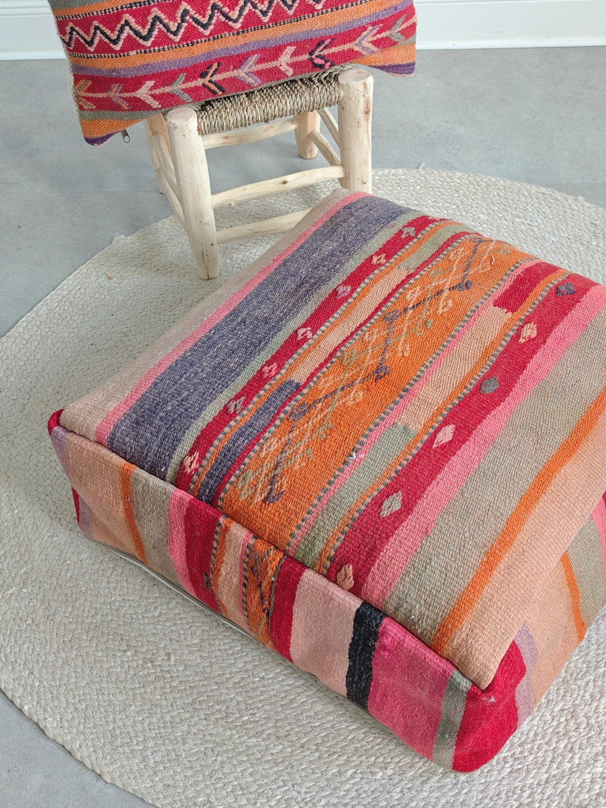 Vintage Pouf und Kissenhülle aus Marokko, Bodenkissen, Boho Meditationskissen