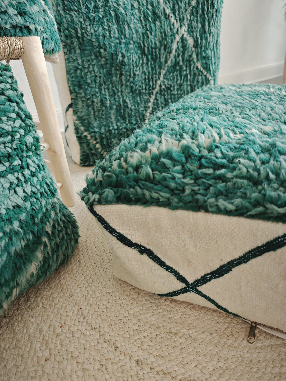 Beni Ourain Pouf aus Marokko, Bodenkissen Beige / Grün, 100% Handarbeit, Uniquat
