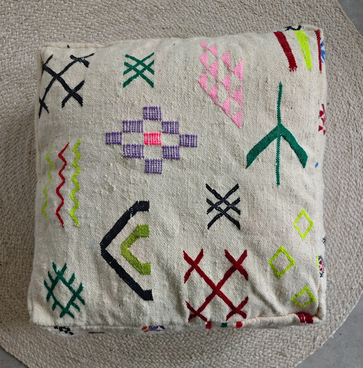 Pouf aus Wolle quadratisch und bunt, Kelim Bodenkissen, Handarbeit - CocosyBerlin