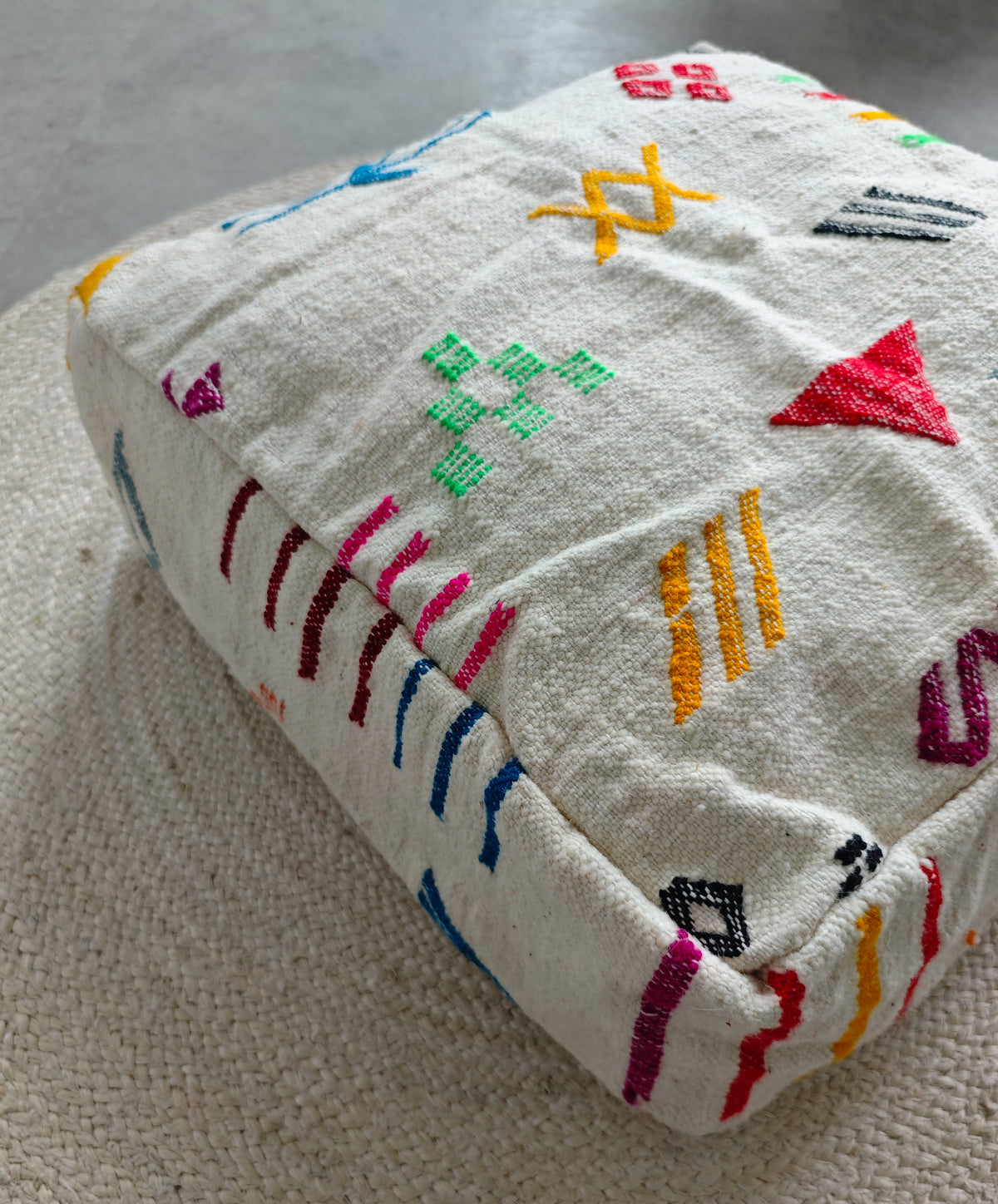 Pouf aus Wolle quadratisch und bunt, Kelim Bodenkissen, Handarbeit (Kopie)