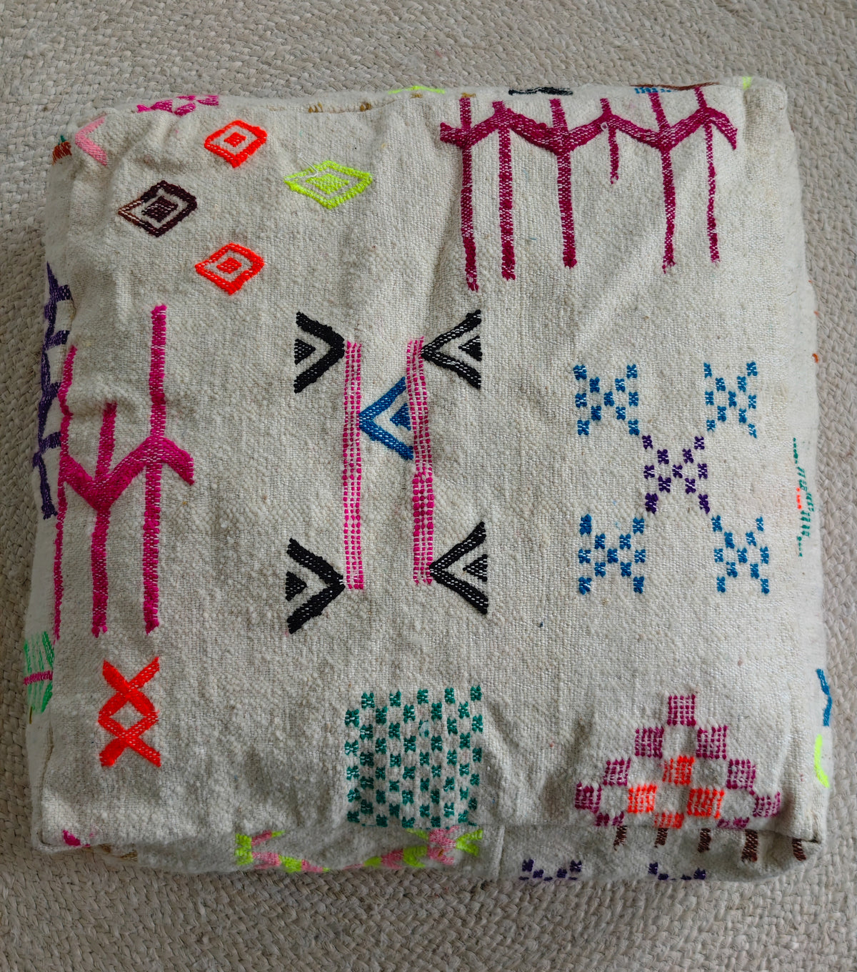 Pouf aus Wolle quadratisch und bunt / Rosa / PInk / Violett, Kelim Bodenkissen, Handarbeit (Kopie) (Kopie)