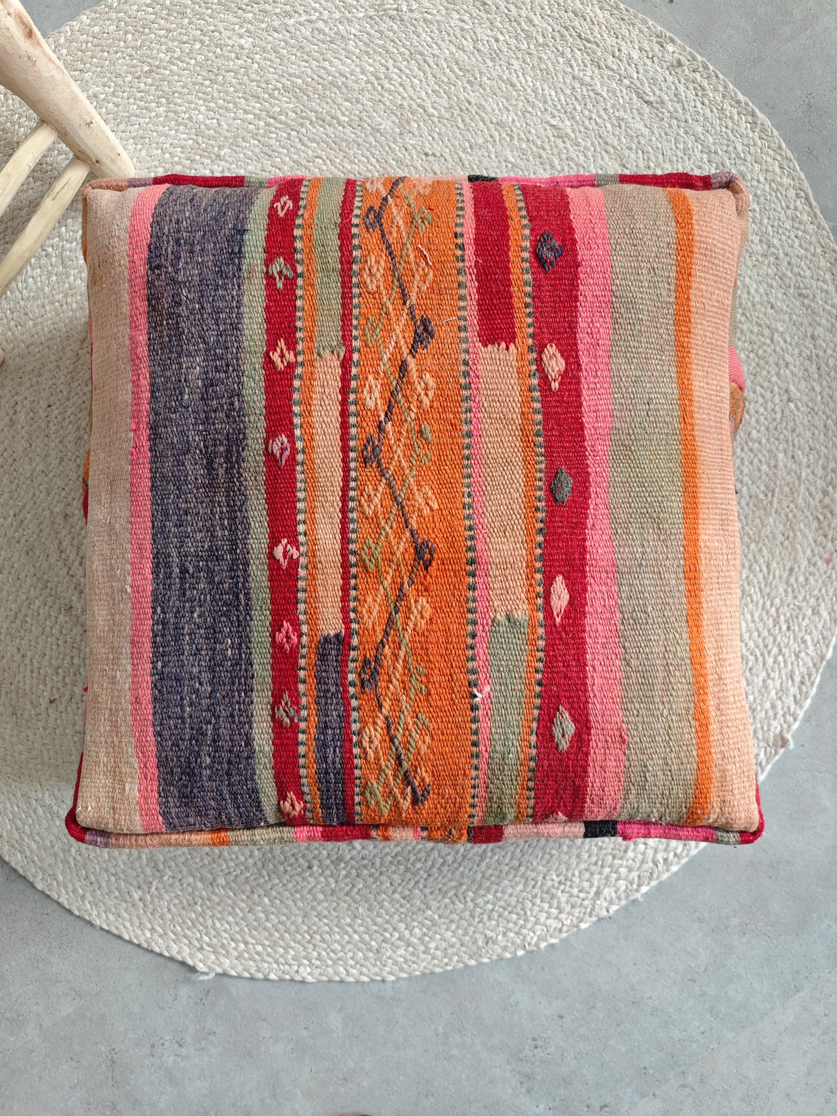 Vintage Pouf und Kissenhülle aus Marokko, Bodenkissen, Boho Meditationskissen