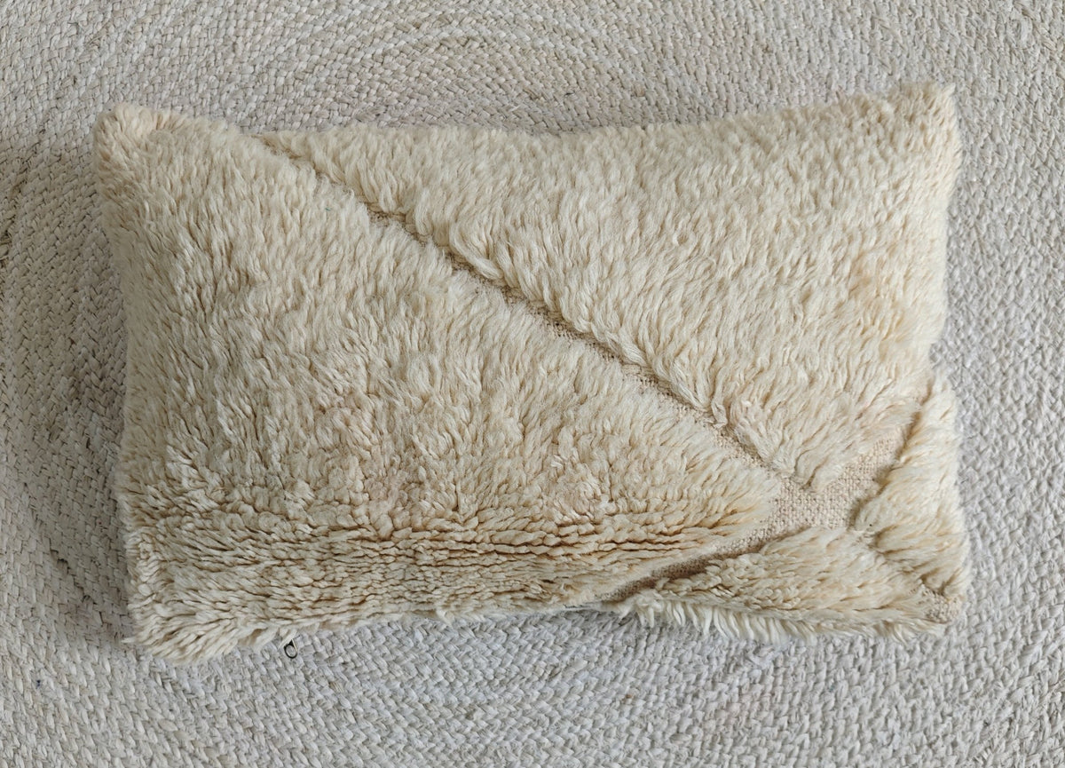 Berber Pouf & Kissenhülle aus Marokko, Beige Creme, Boho Kissen und Bodenkissen, Handarbeit - CocosyBerlin