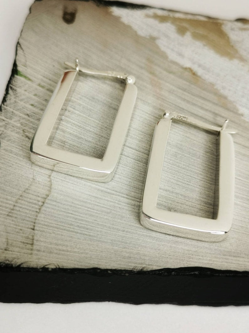 Boucles d'oreilles rectangulaires en argent 925 | Boucles d'oreilles larges et légères en argent 925 | Boucles d'oreilles géométriques | Boucles d'oreilles rectangulaires en argent | Boucles d'oreilles minimalistes