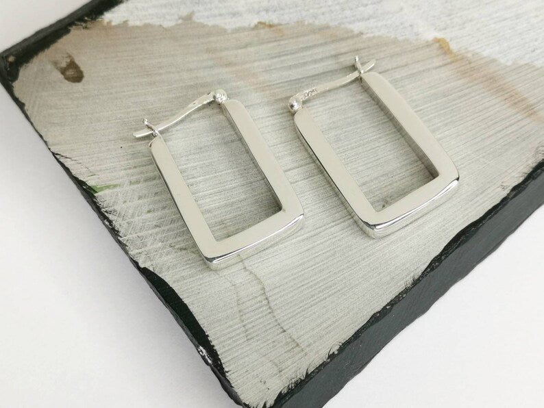 Boucles d'oreilles rectangulaires en argent 925 | Boucles d'oreilles larges et légères en argent 925 | Boucles d'oreilles géométriques | Boucles d'oreilles rectangulaires en argent | Boucles d'oreilles minimalistes