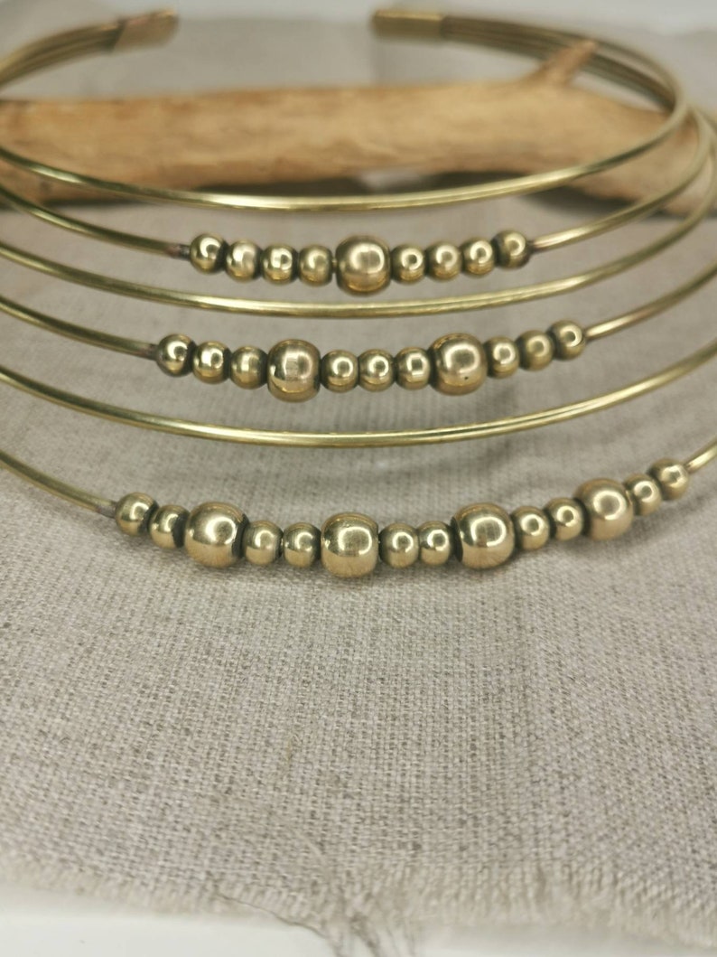 Tribal Choker gold, minimalistischer Choker, Choker Halskette, Mehrreihiger Messing Choker, Tribal Damen Halskette, Halskette mehrreihig