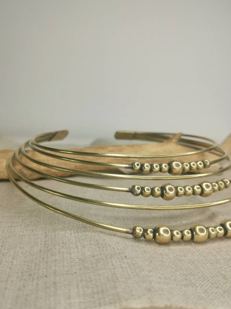 Tribal Choker gold, minimalistischer Choker, Choker Halskette, Mehrreihiger Messing Choker, Tribal Damen Halskette, Halskette mehrreihig