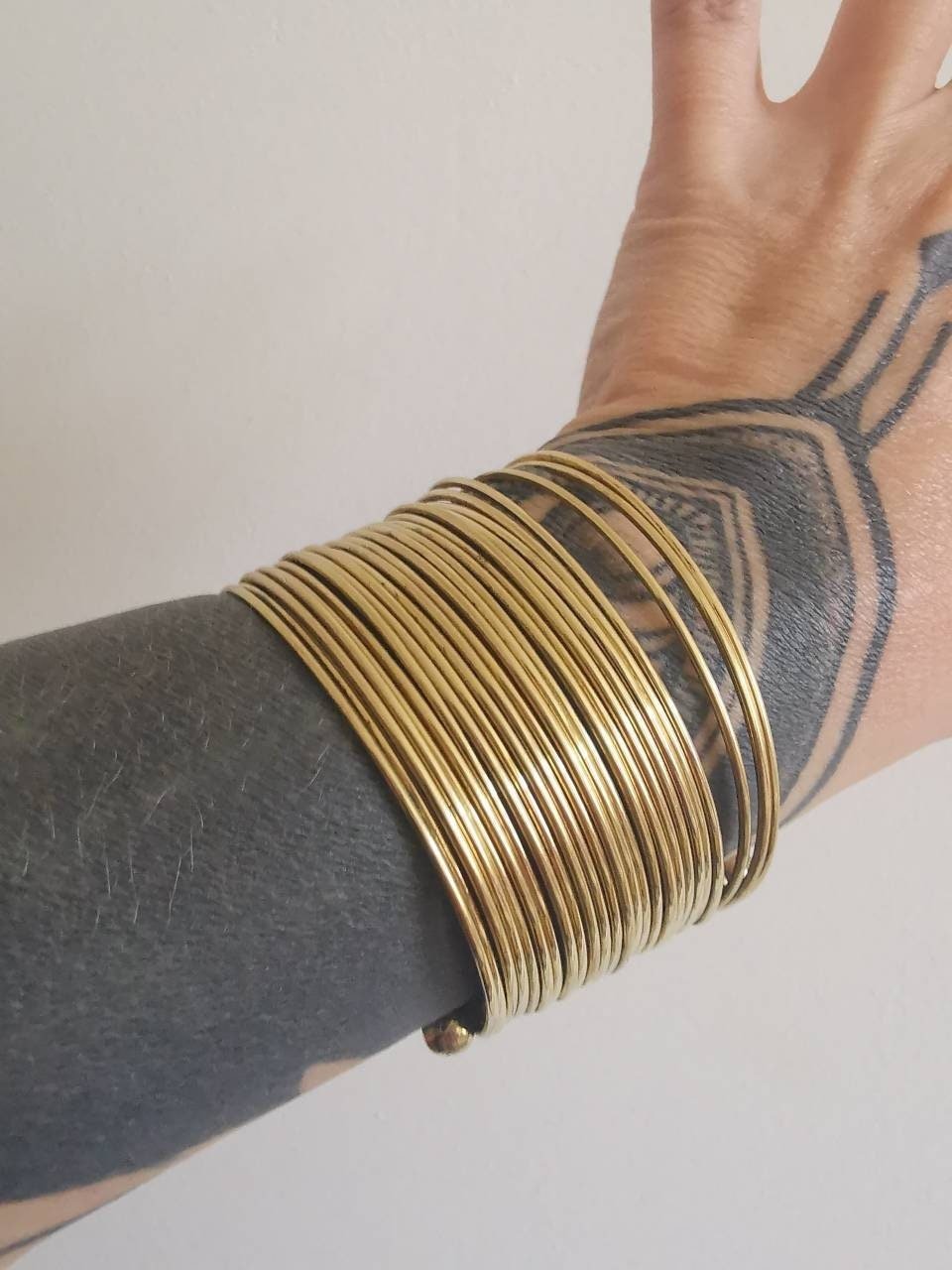 Manschettenarmband | Gold Armreifen | Armband goldenes Messing | Statement Schmuck | breiter Armreif | Boho Hippie Ethno Goa | cocosy.berlin - CocosyBerlin