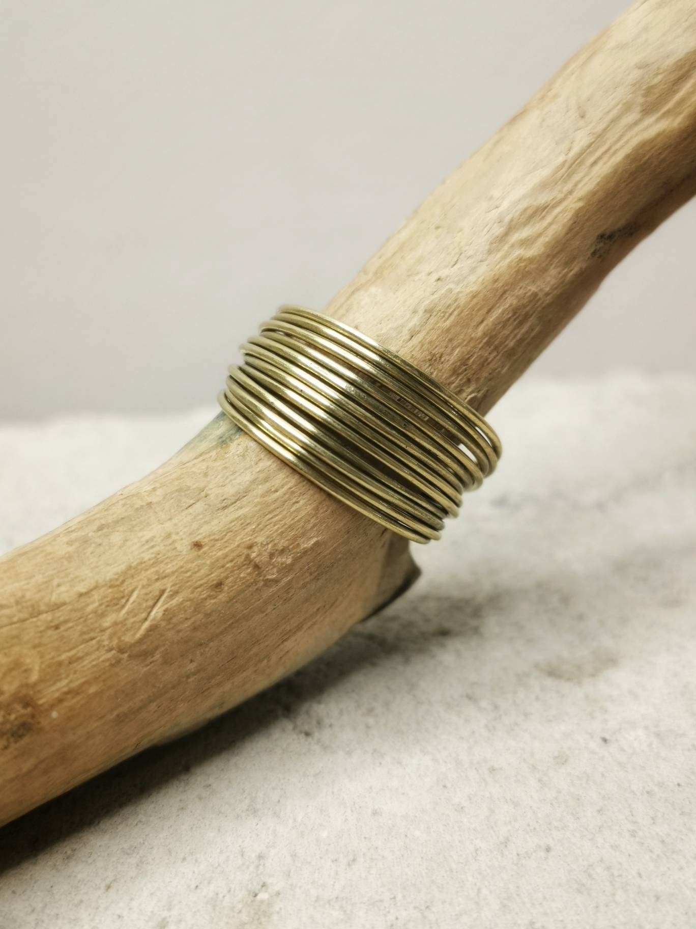 Bague en laiton / Bague réglable / Bague d'amitié / Bague en laiton / Bijou de festival / Bague dorée