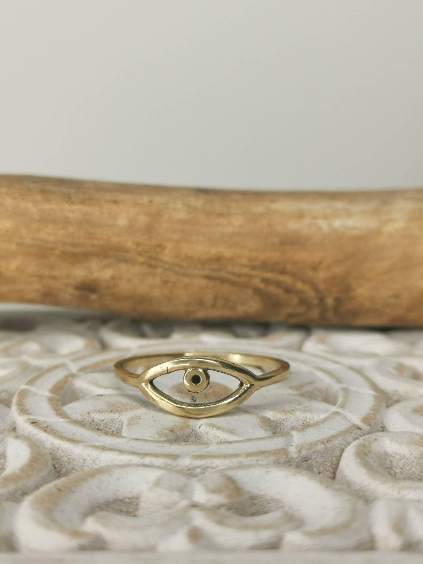 Brass ring with eye / brass ring / protection against the evil eye ring / boho ring / festival jewelry / golden ring / hippie / tribal / evil eye ring