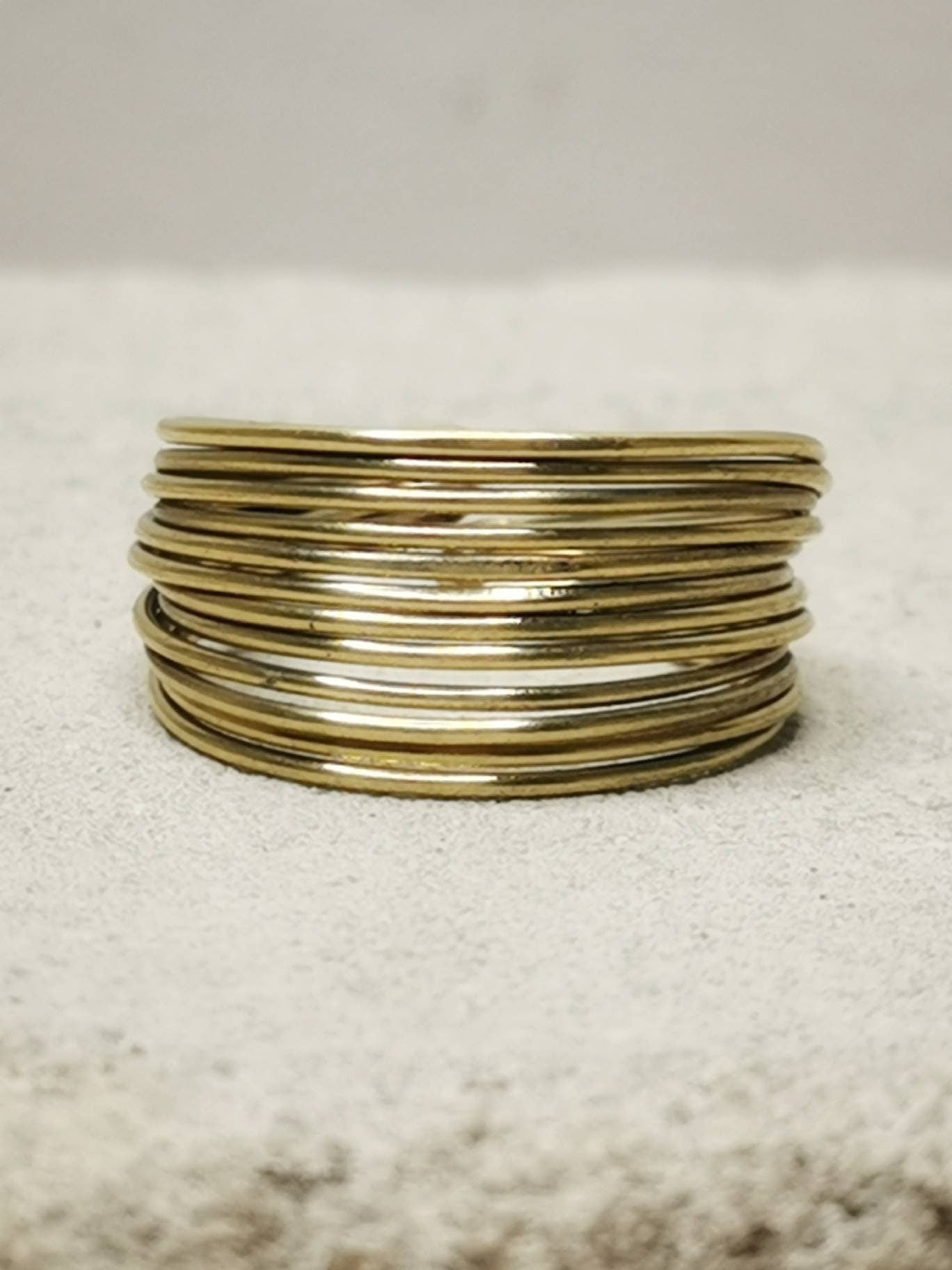Bague en laiton / Bague réglable / Bague d'amitié / Bague en laiton / Bijou de festival / Bague dorée