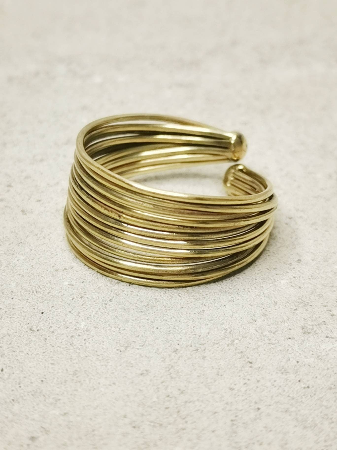 Bague en laiton / Bague réglable / Bague d'amitié / Bague en laiton / Bijou de festival / Bague dorée