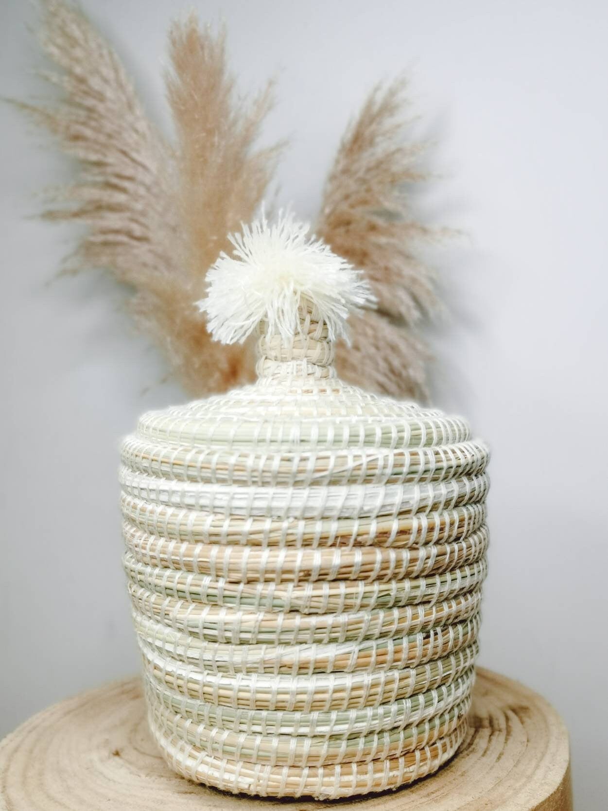 Panier bohème, panier de rangement marocain, fait main au Maroc, panier avec couvercle, panier berbère, panier ethnique, panier à tajine, corbeille à papier