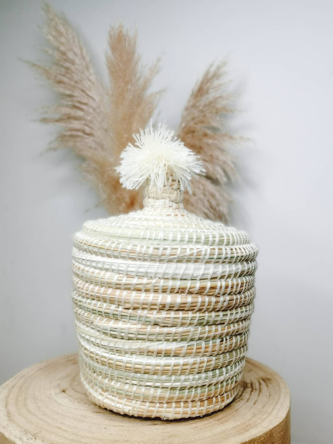 Panier bohème, panier de rangement marocain, fait main au Maroc, panier avec couvercle, panier berbère, panier ethnique, panier à tajine, corbeille à papier