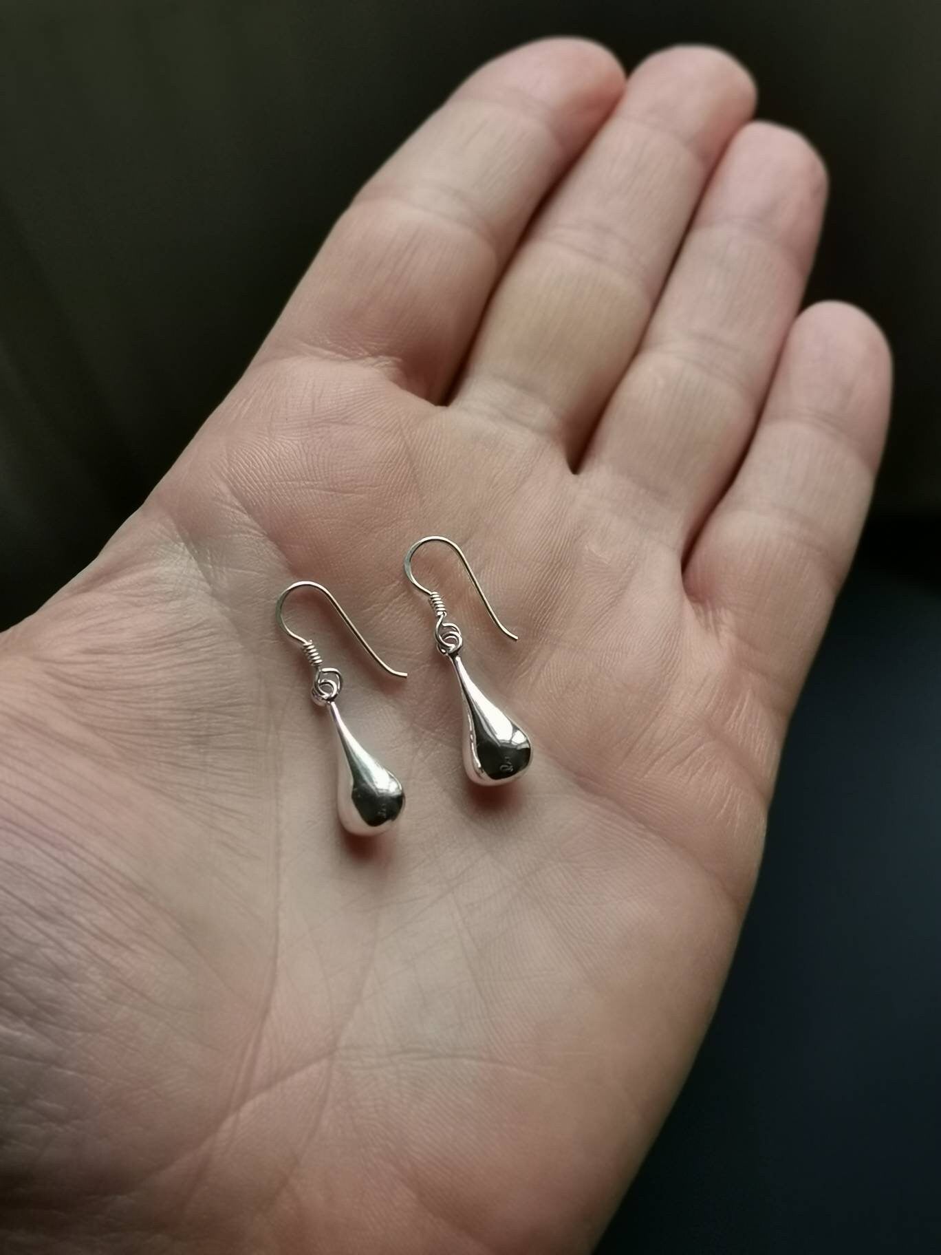 Tropfen Ohrhänger aus Silber 925, Feine Hängende Ohrringe, Tropfenförmig, Minimalistisch Ohrringe, Hängeohrringe Silber