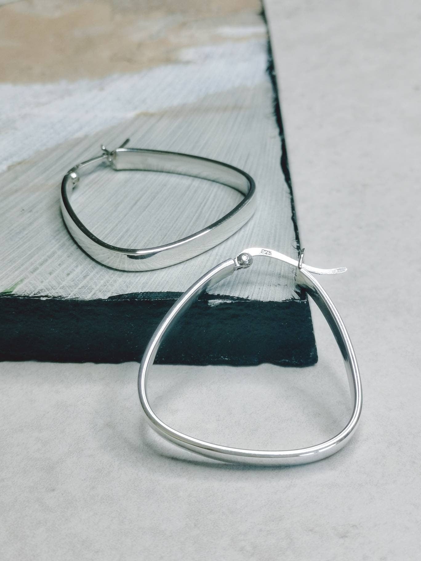 Chunky Silber 925 Creolen, Geometrische Ohrringe, Dreieckig, Minimalistisch, Breite flache Ohrringe, Silberohrringe 35mm, Geschenk