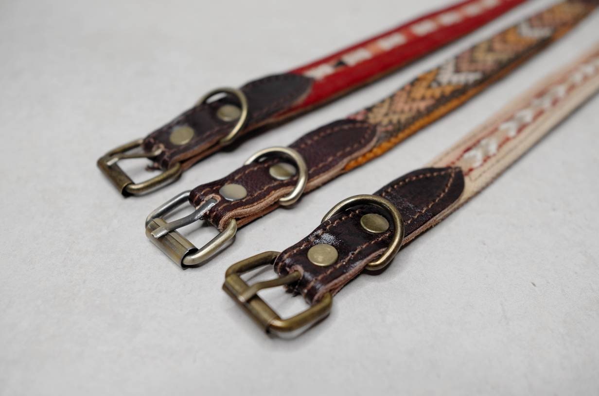 Hundehalsband aus Leder und Vintage Kelim Stoff, Kleines Hundehalsband aus Marokko, marokkanisches Halsband für kleine Hunde, Handarbeit