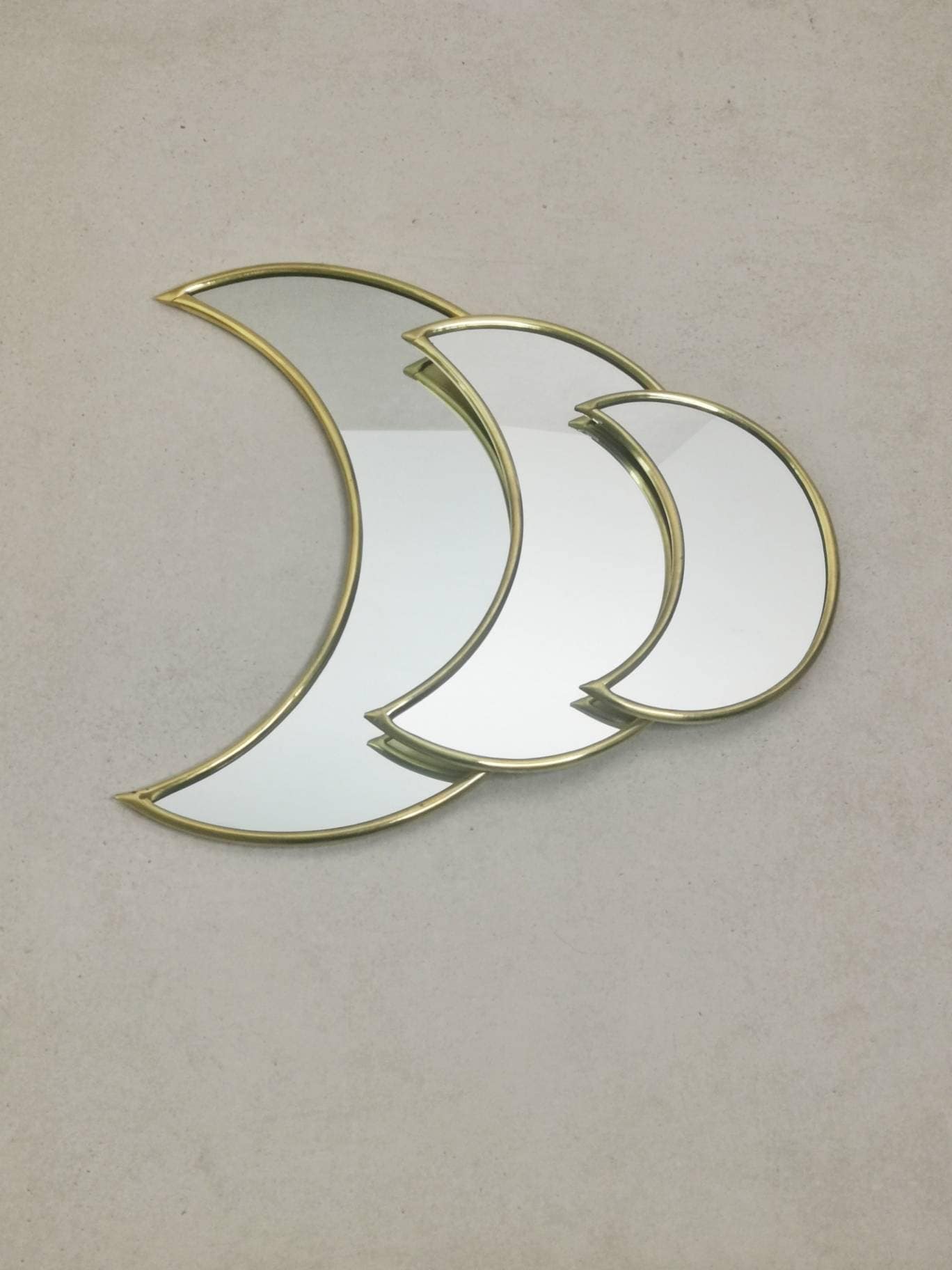 Mondspiegel, Spiegel aus goldenem Messing, Mondphase Wandspiegel, Handarbeit aus Marokko