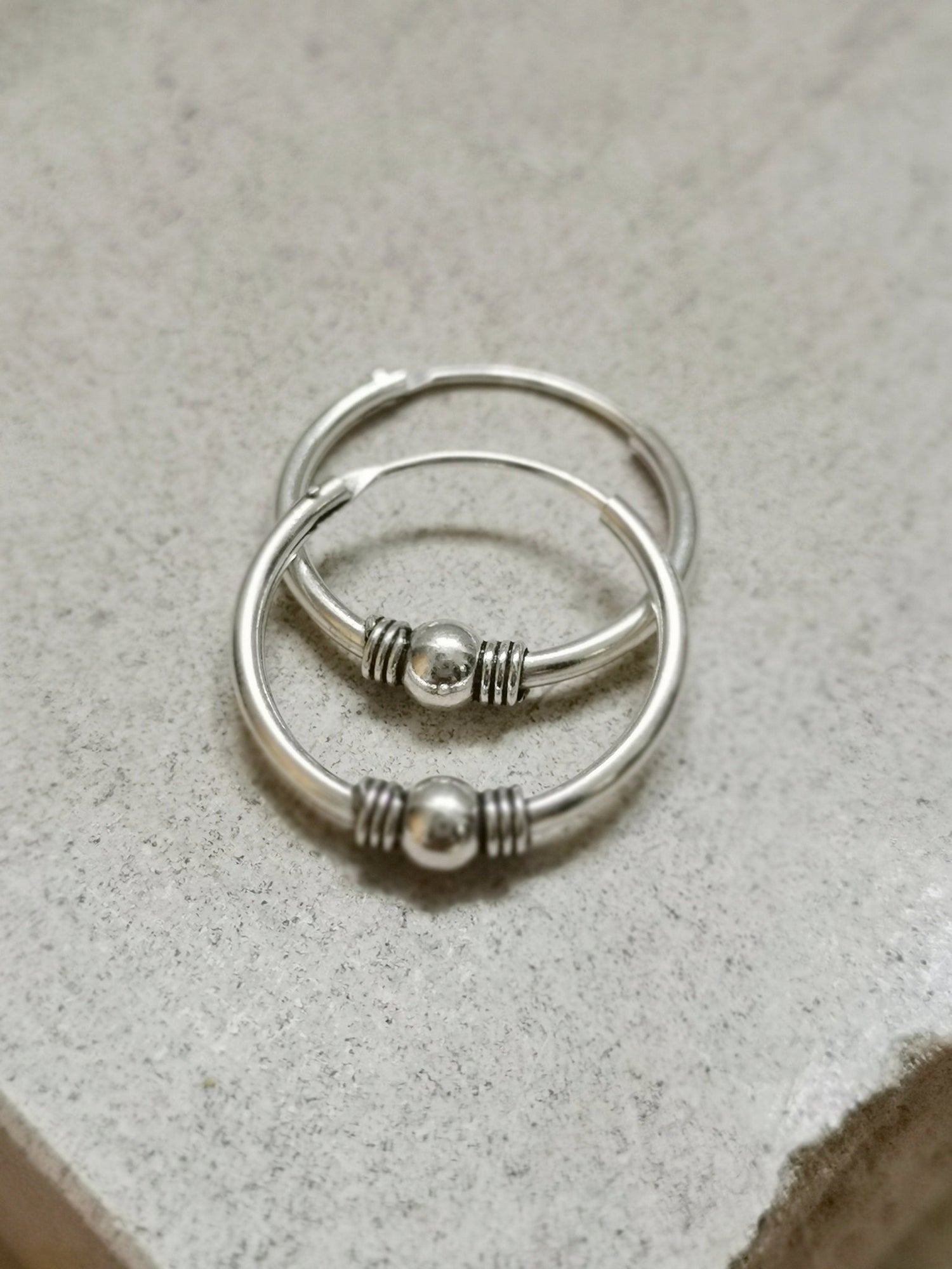 Bali Creolen 20mm aus 925er Silber, Sterling Silber Creolen, Ohrringe Silber 925, Boho Hippie Creolen - CocosyBerlin