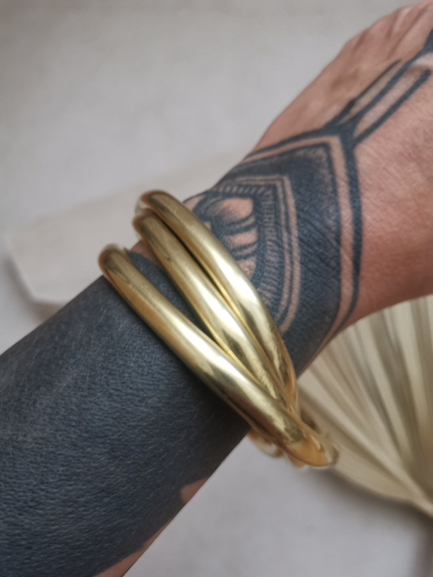 Chunky bracelet made of golden brass, statement bracelet, wide bangles, tribal golden bangle made of 3 geometric hoops, trio bracelet