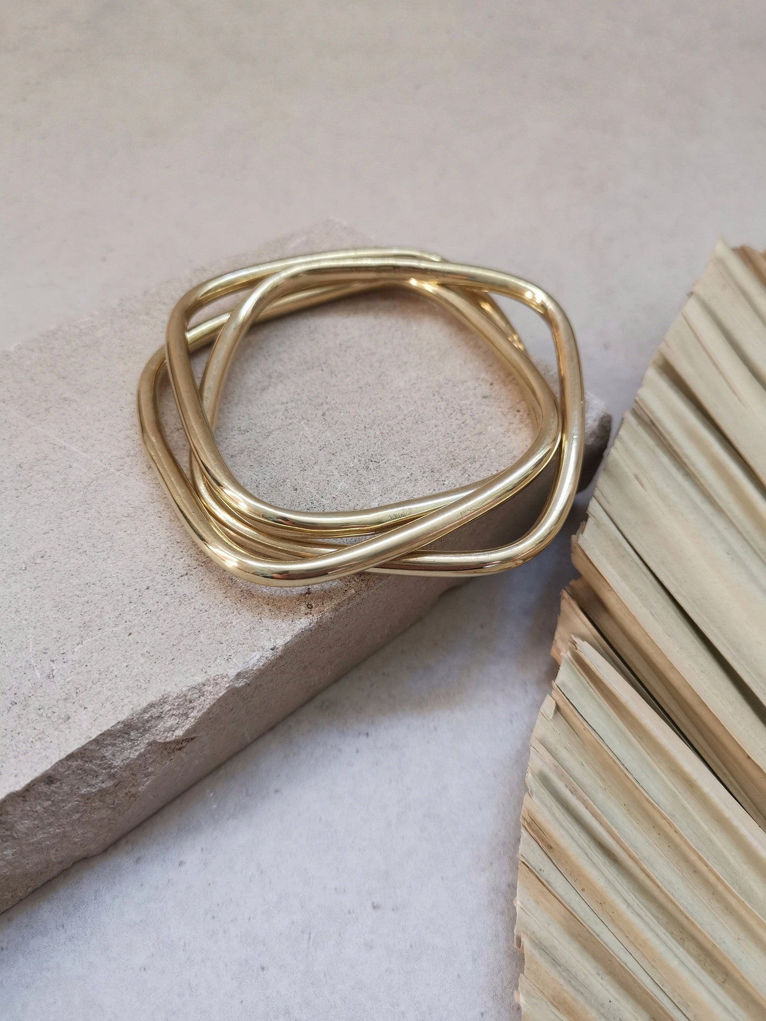 Chunky bracelet made of golden brass, statement bracelet, wide bangles, tribal golden bangle made of 3 geometric hoops, trio bracelet