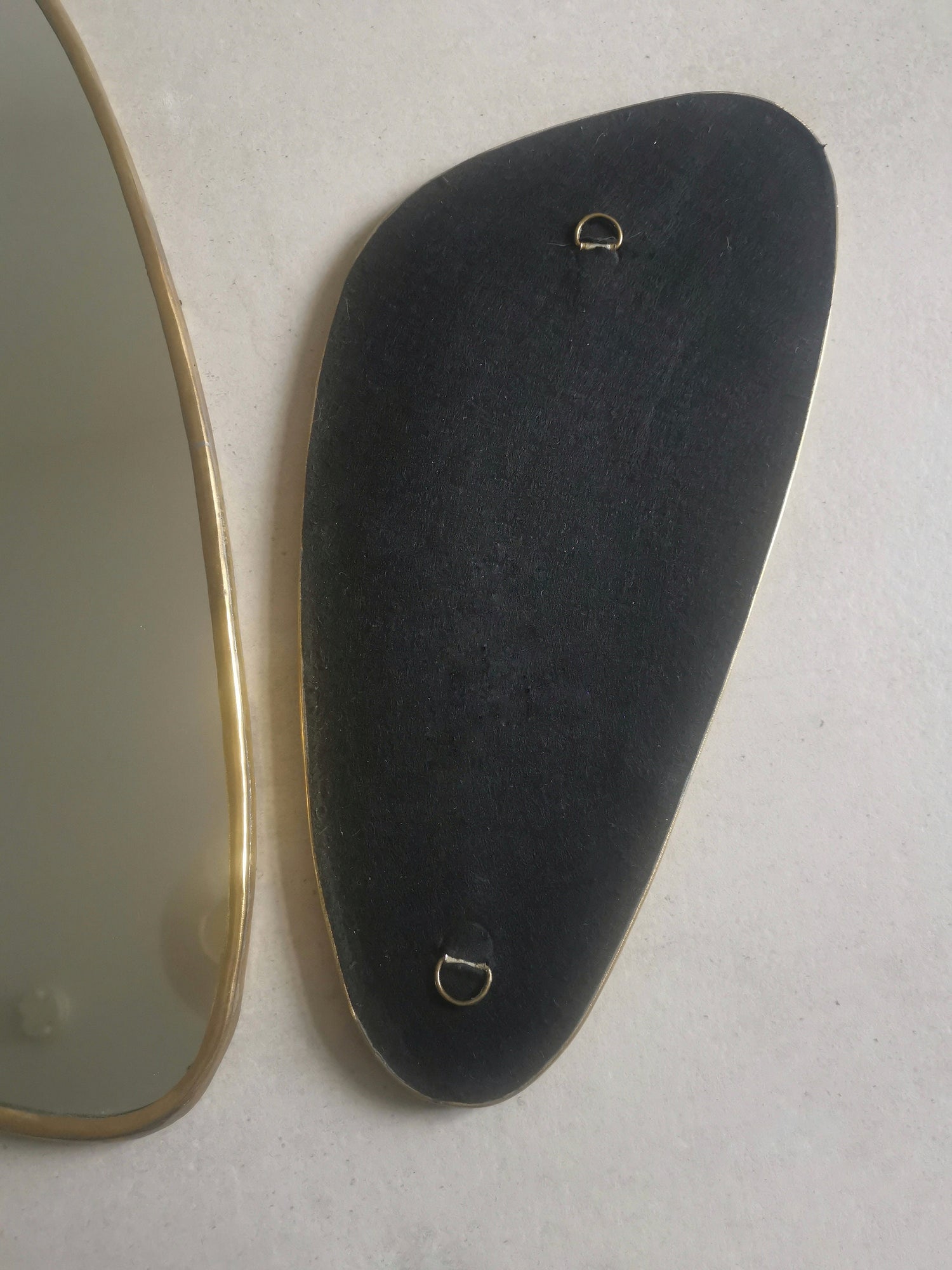 Nierenspiegel, Spiegel mit goldenem Messing Rahmen, Wandspiegel Vintage Stil , Handarbeit aus Marokko