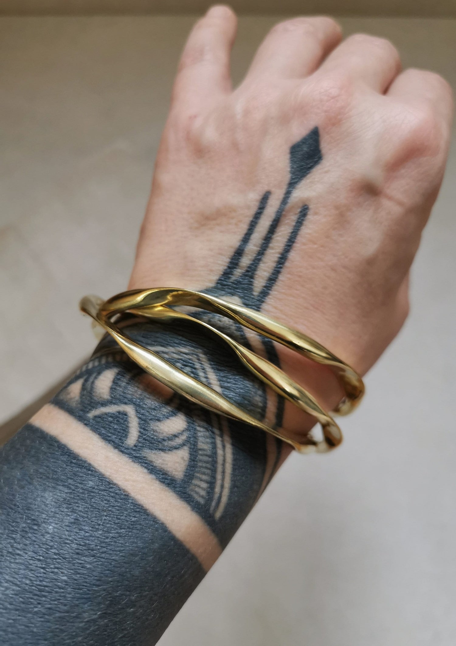 Bracelet en laiton doré, bracelet statement, 3 bracelets, bracelet tribal doré, bracelet simple minimaliste