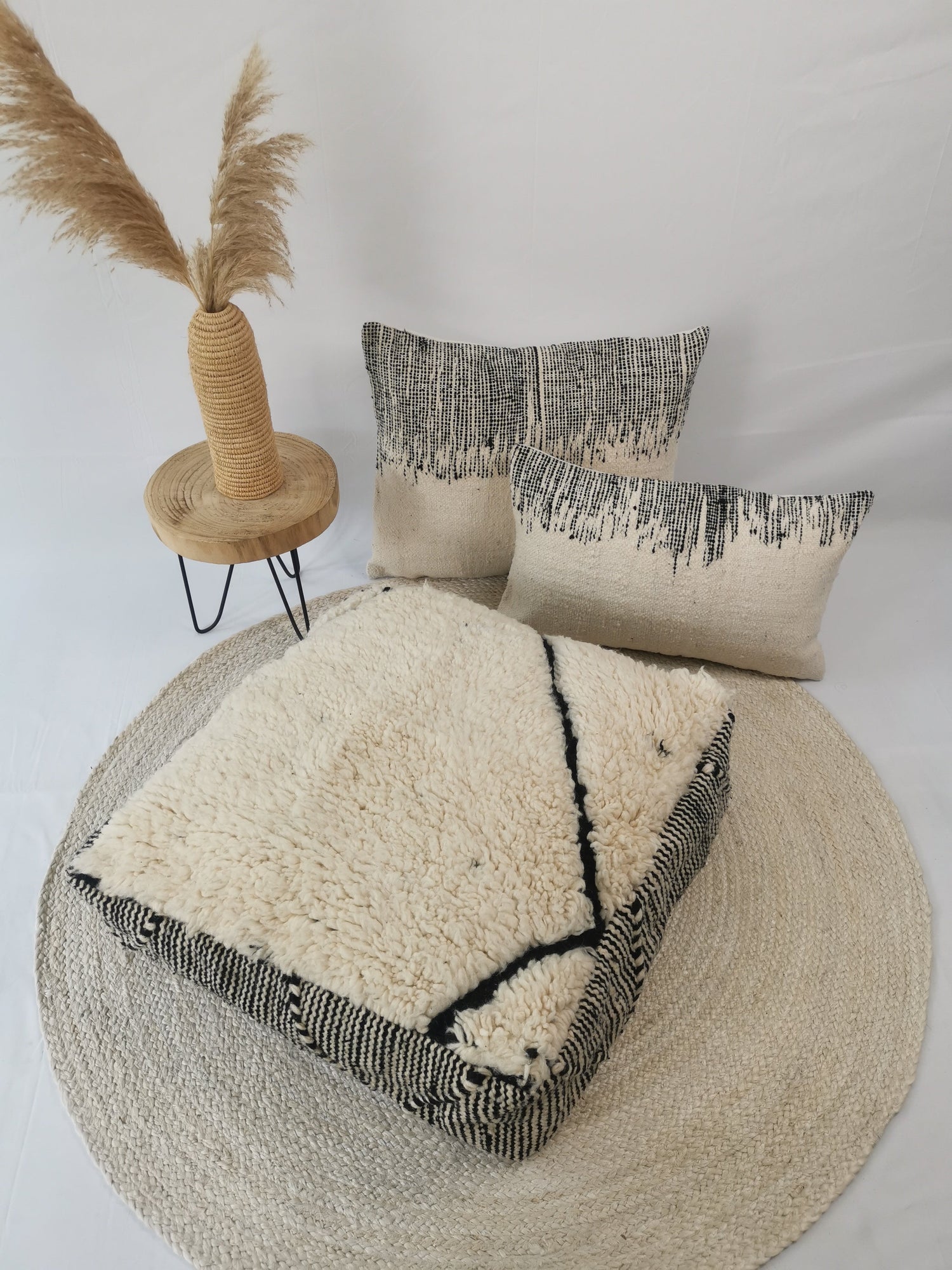 Bodenkissen & Poufs