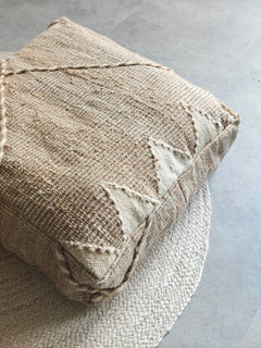 Pouf & Kissenhülle aus Marokko, Beige Creme, Boho Kissen und Bodenkissen, Handmade - CocosyBerlin