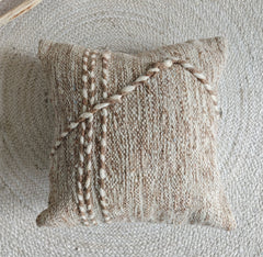 Pouf & Kissenhülle aus Marokko, Beige Creme, Boho Kissen und Bodenkissen, Handmade - CocosyBerlin