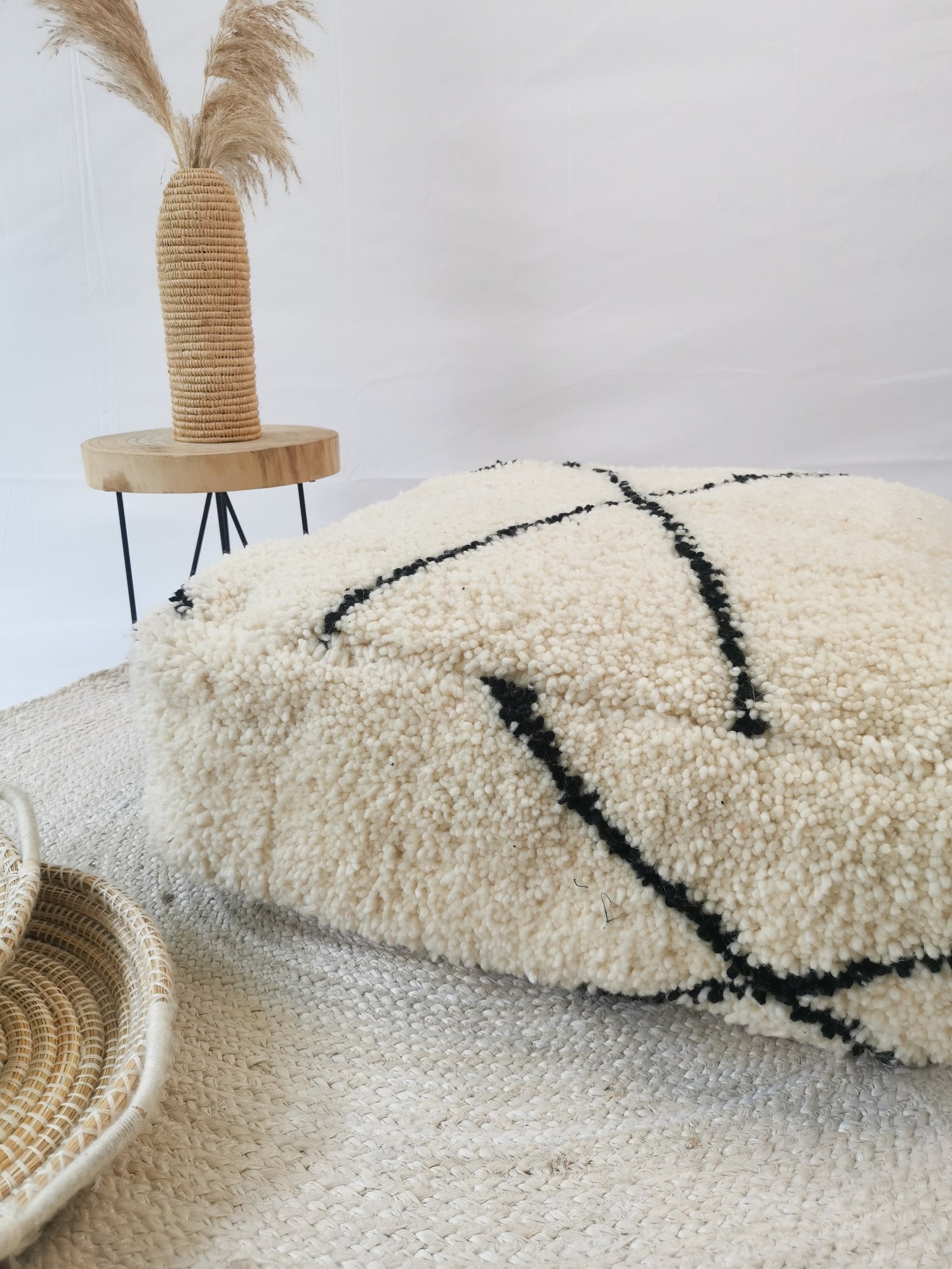 Pouf marocain Beni Ourain, coussin de sol berbère, coussin d'assise en laine, coussin de sol vintage, coussin d'assise bohème Marrakech