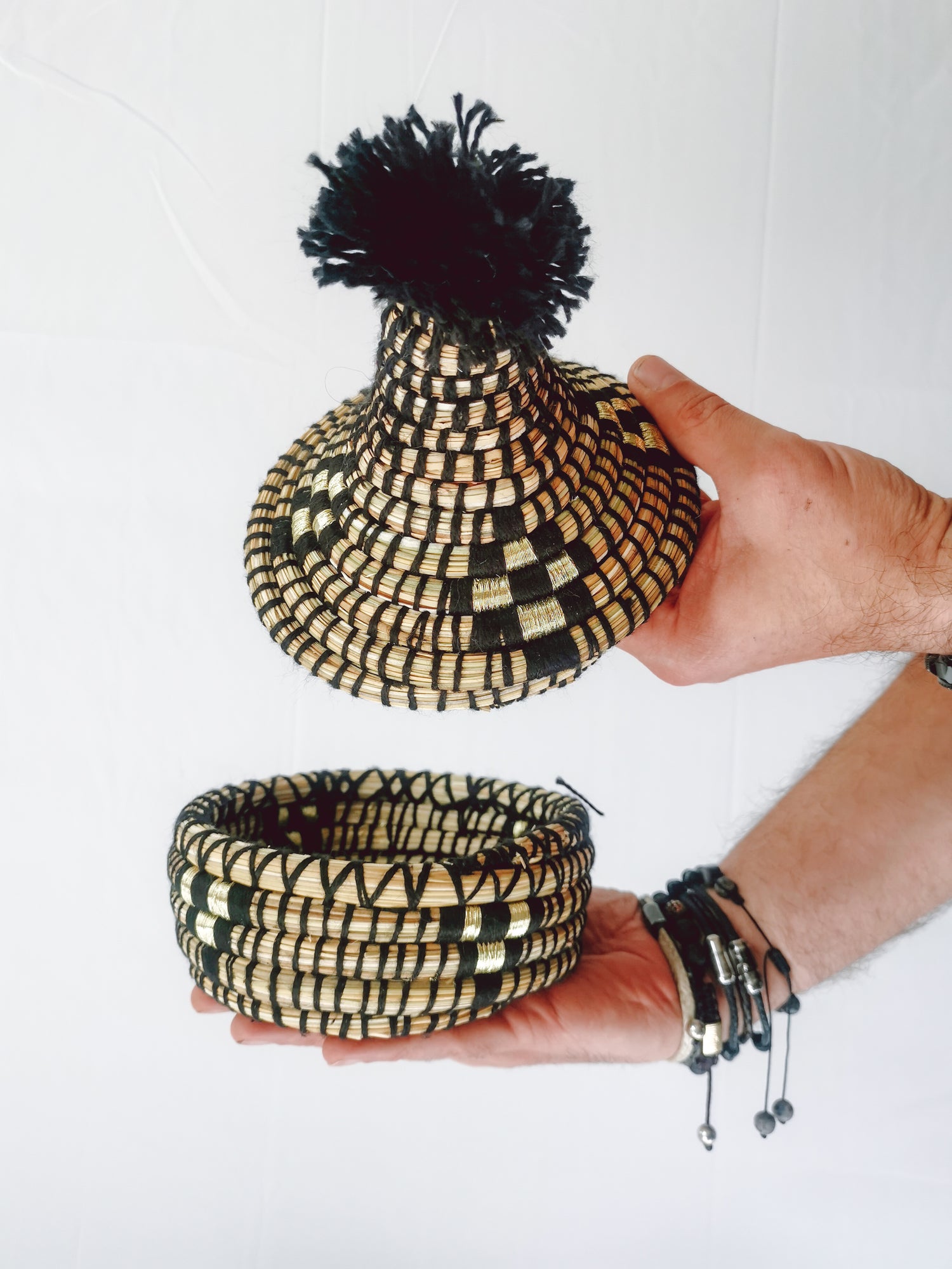 Panier en jonc de mer, panier de rangement du Maroc, fait main, panier avec couvercle, panier berbère, panier ethnique, panier tajine bohème noir or