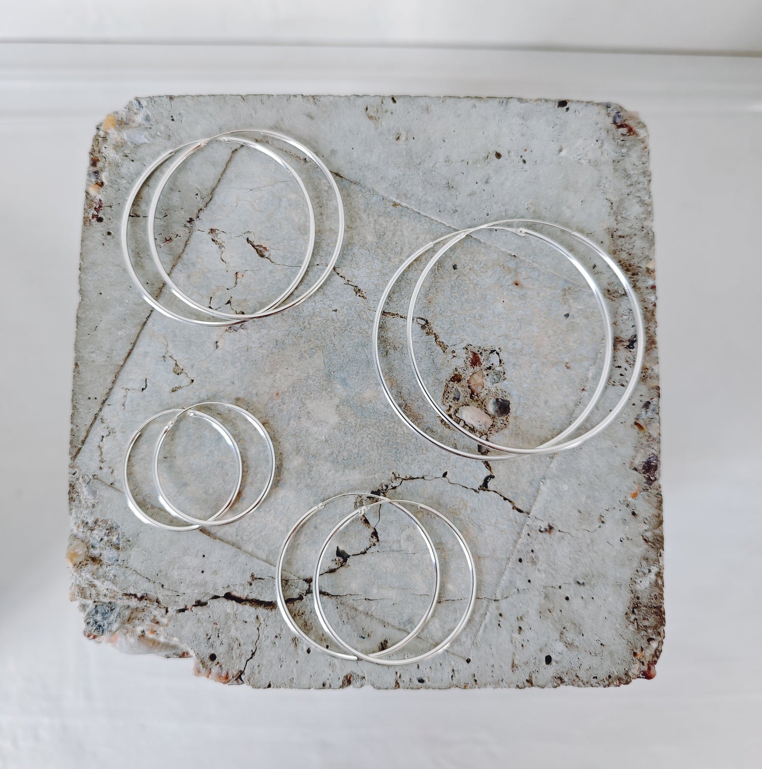 Thin hoop earrings made of 925 silver in 30mm, 40mm, 50mm, 60mm, sterling silver hoop earrings, fine and lightweight silver earrings