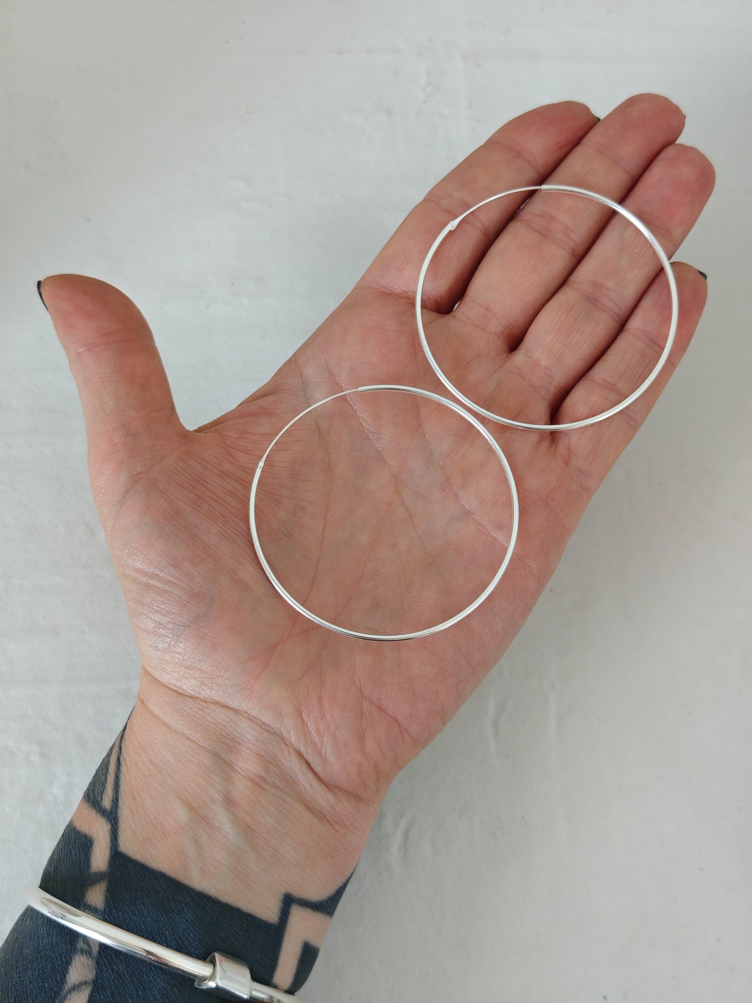 Thin hoop earrings made of 925 silver in 30mm, 40mm, 50mm, 60mm, sterling silver hoop earrings, fine and lightweight silver earrings