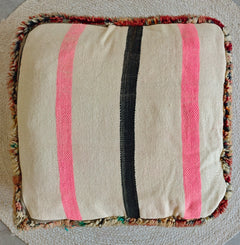 Marokkanischer Vintage Pouf, Bodenkissen Beni Ourain, Boho Meditationskissen - CocosyBerlin