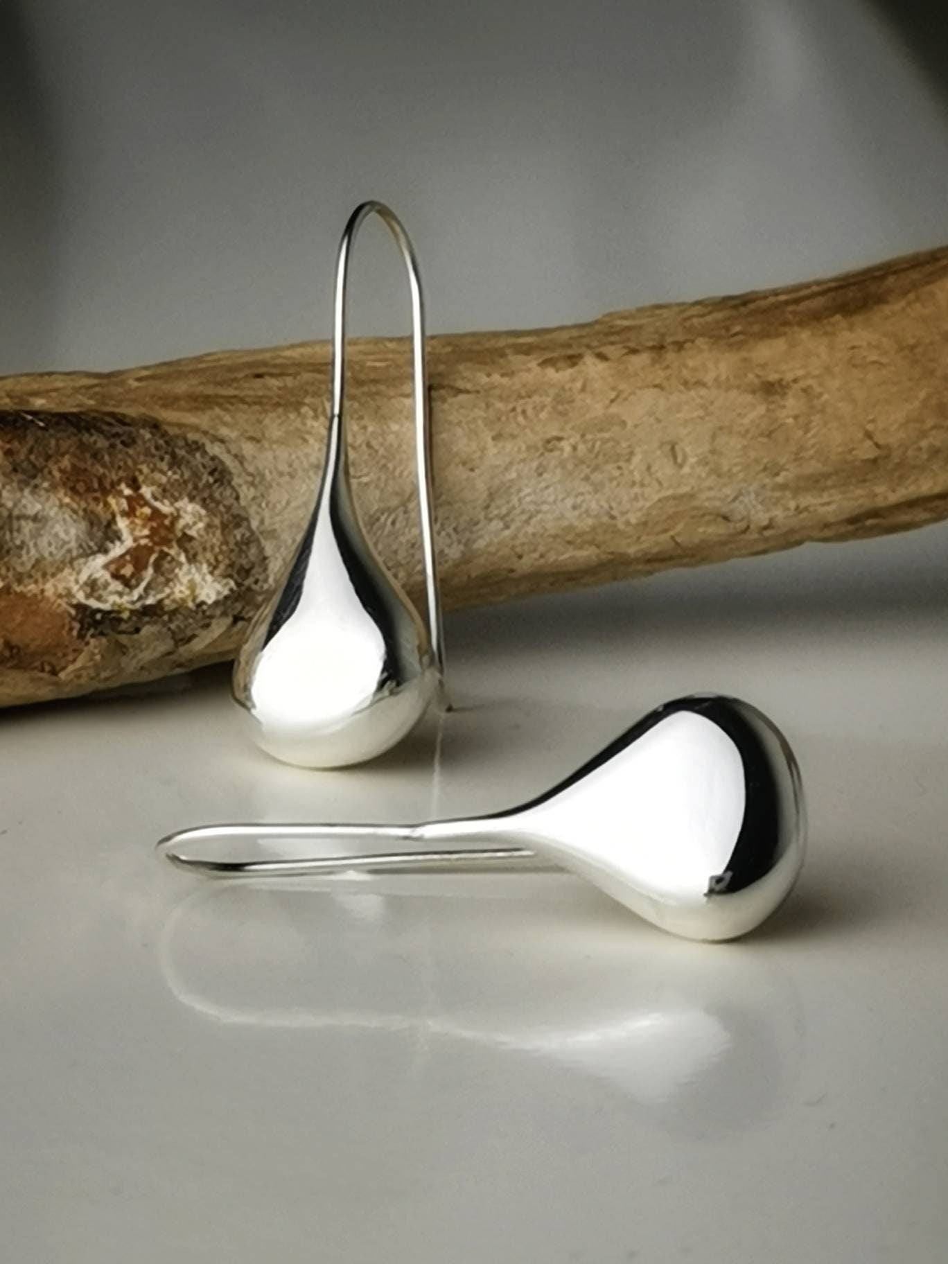 Drop earrings made of 925 silver, long hanging earrings, drop-shaped teardrop minimalist hanging earrings waterdrop waterdrop