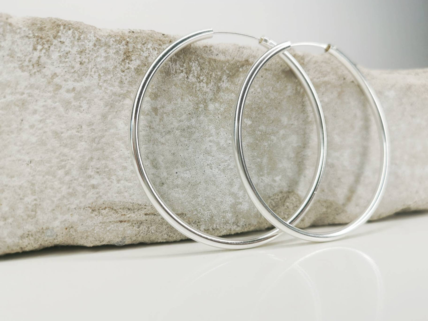 Boucles d'oreilles créoles en argent, créoles 60 mm x 3 mm, grandes créoles en argent, boucles d'oreilles minimalistes, créoles en argent 925