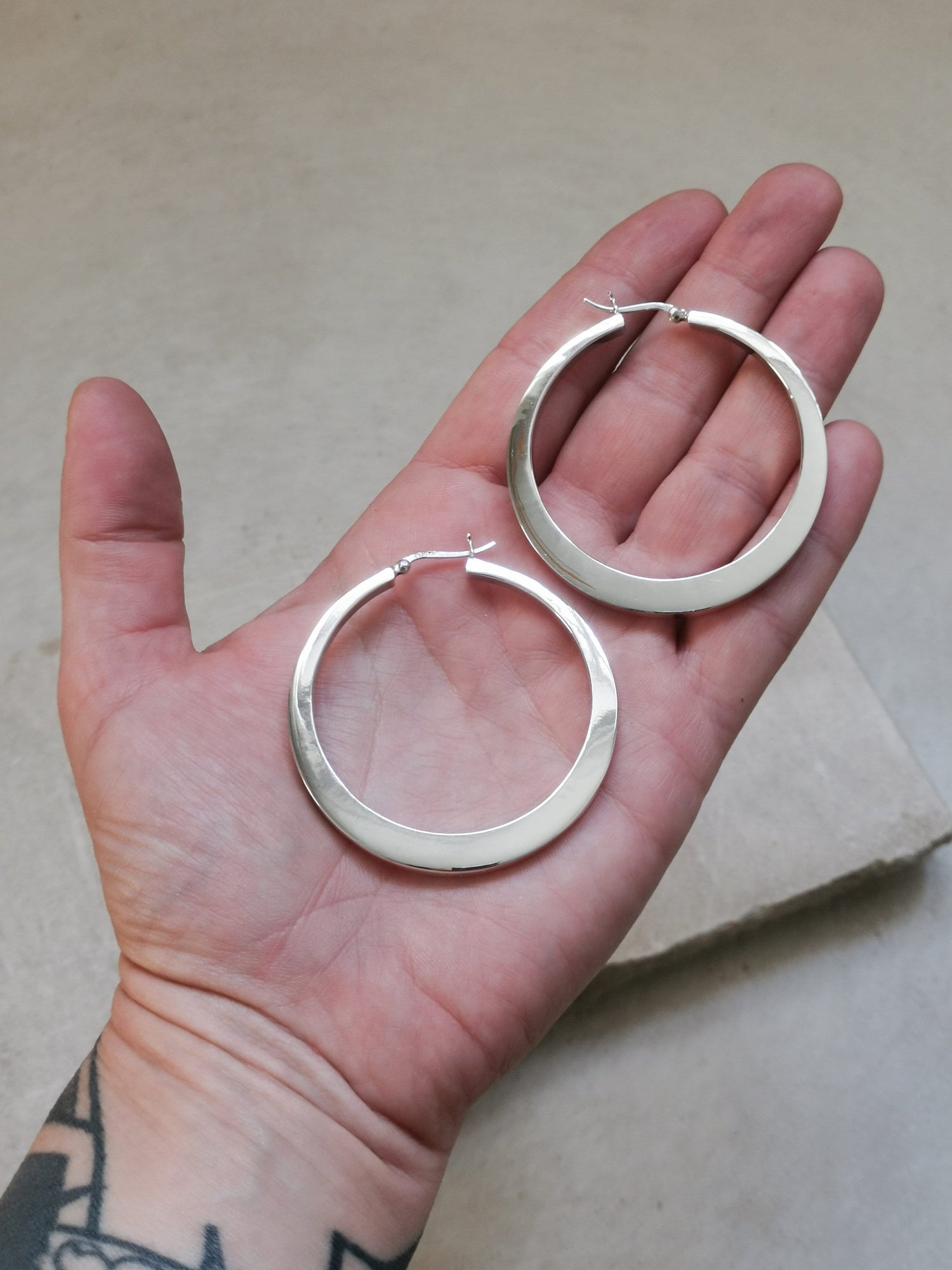 Boucles d'oreilles créoles plates et larges en argent 925, créoles épaisses en argent sterling