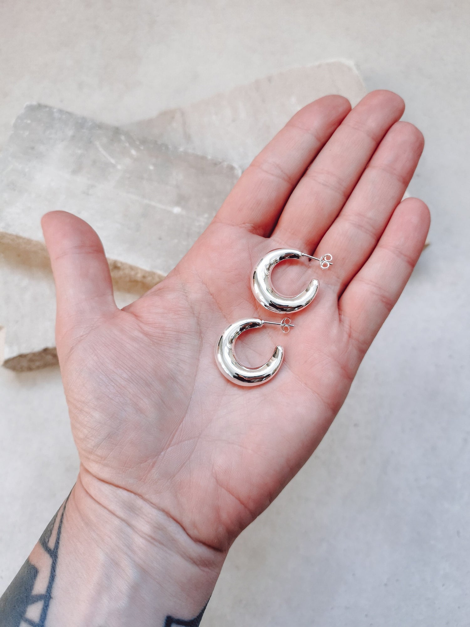 Boucles d'oreilles créoles larges en argent 925, boucles d'oreilles créoles épaisses en demi-lune, boucles d'oreilles créoles en argent sterling