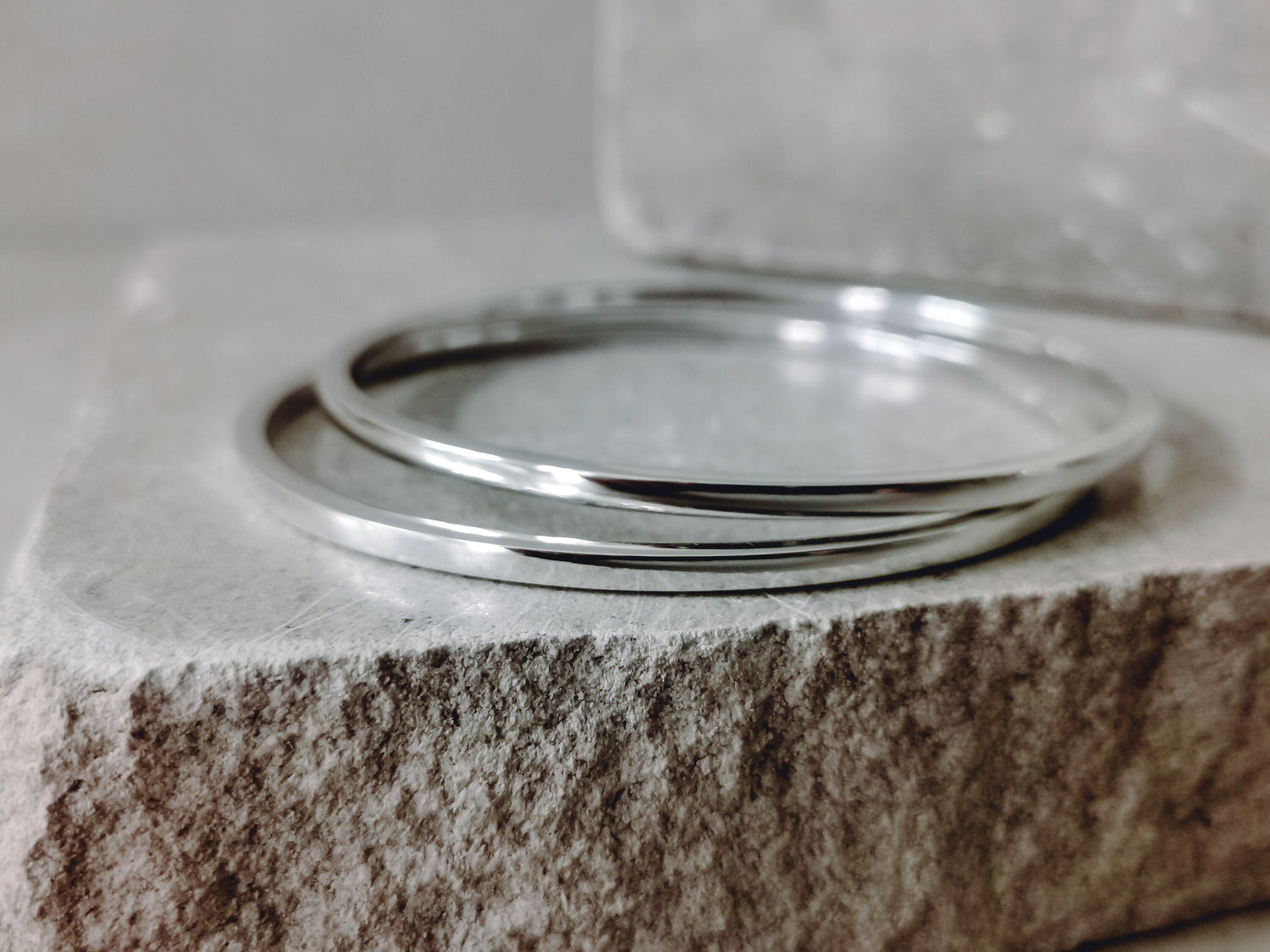 Simple bangle made of 925 silver, bangle made of solid sterling silver, minimalist thin bangle