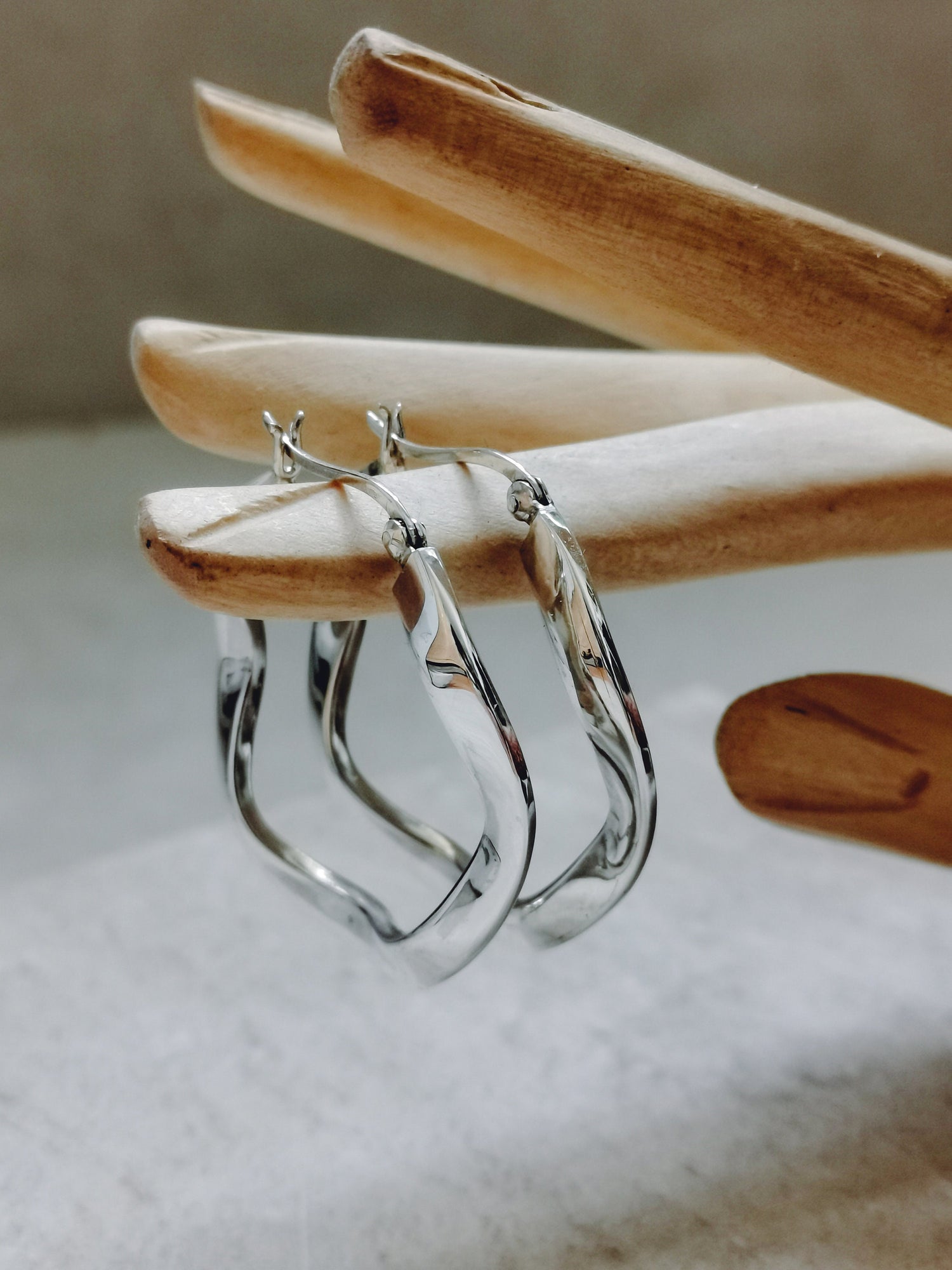 Sterling silver wavy hoop earrings, silver hoop earrings 30 mm, wave hoop earrings 35 mm, minimalist hoop earrings 925 silver