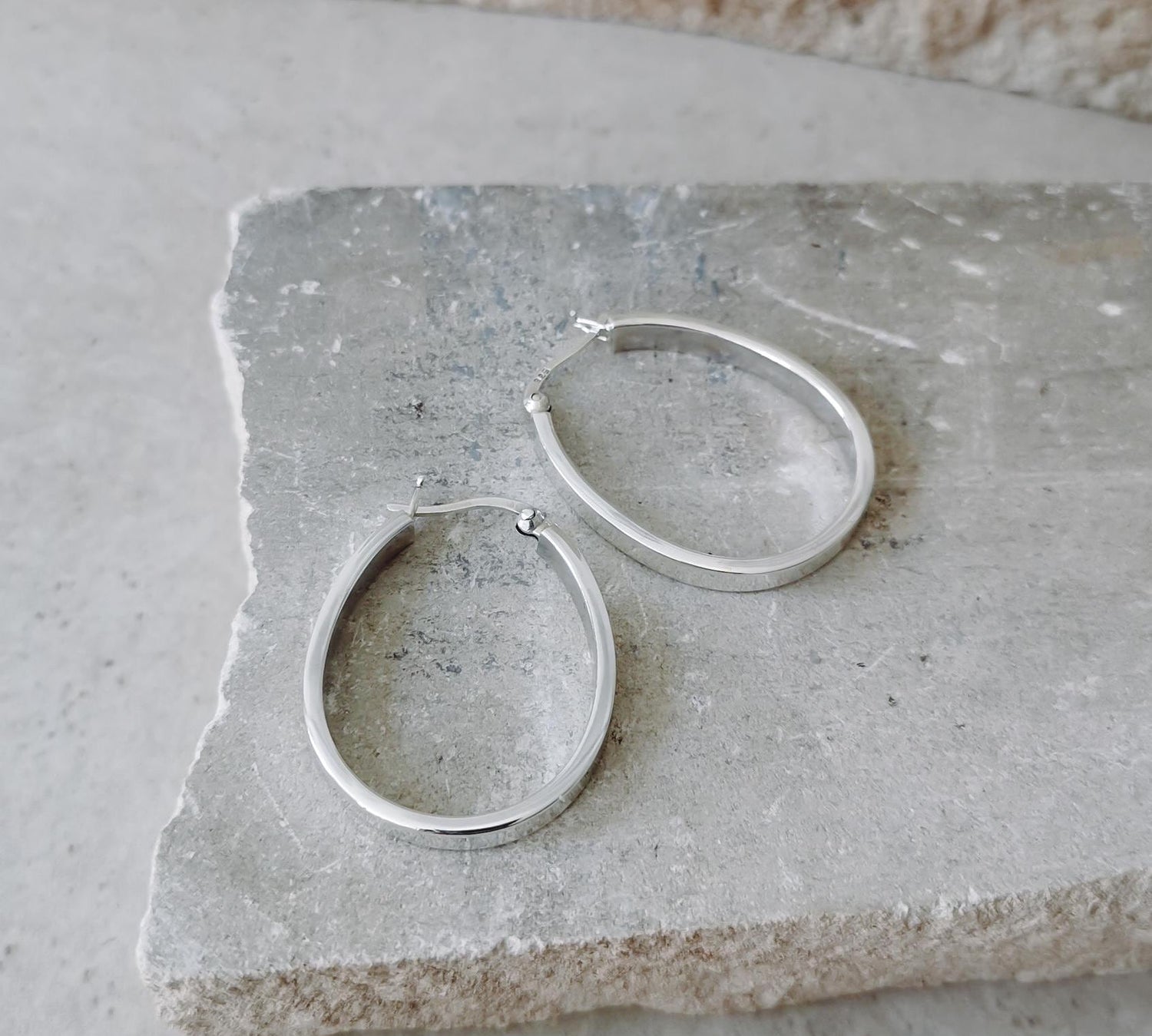 Flat Oval 925 Silver Hoop Earrings, Minimalist Earrings, Sterling Silver Hoop Earrings oval