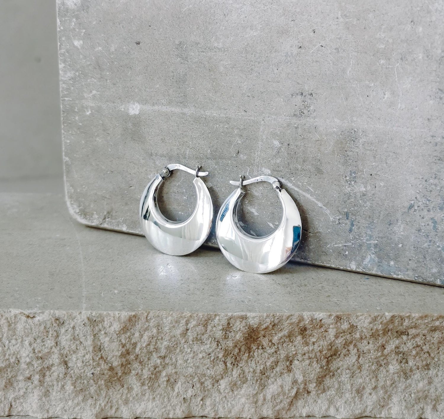 Silver 925 half moon hoop earrings, Sterling silver hoop earrings 30 mm, Minimalist small hoop earrings