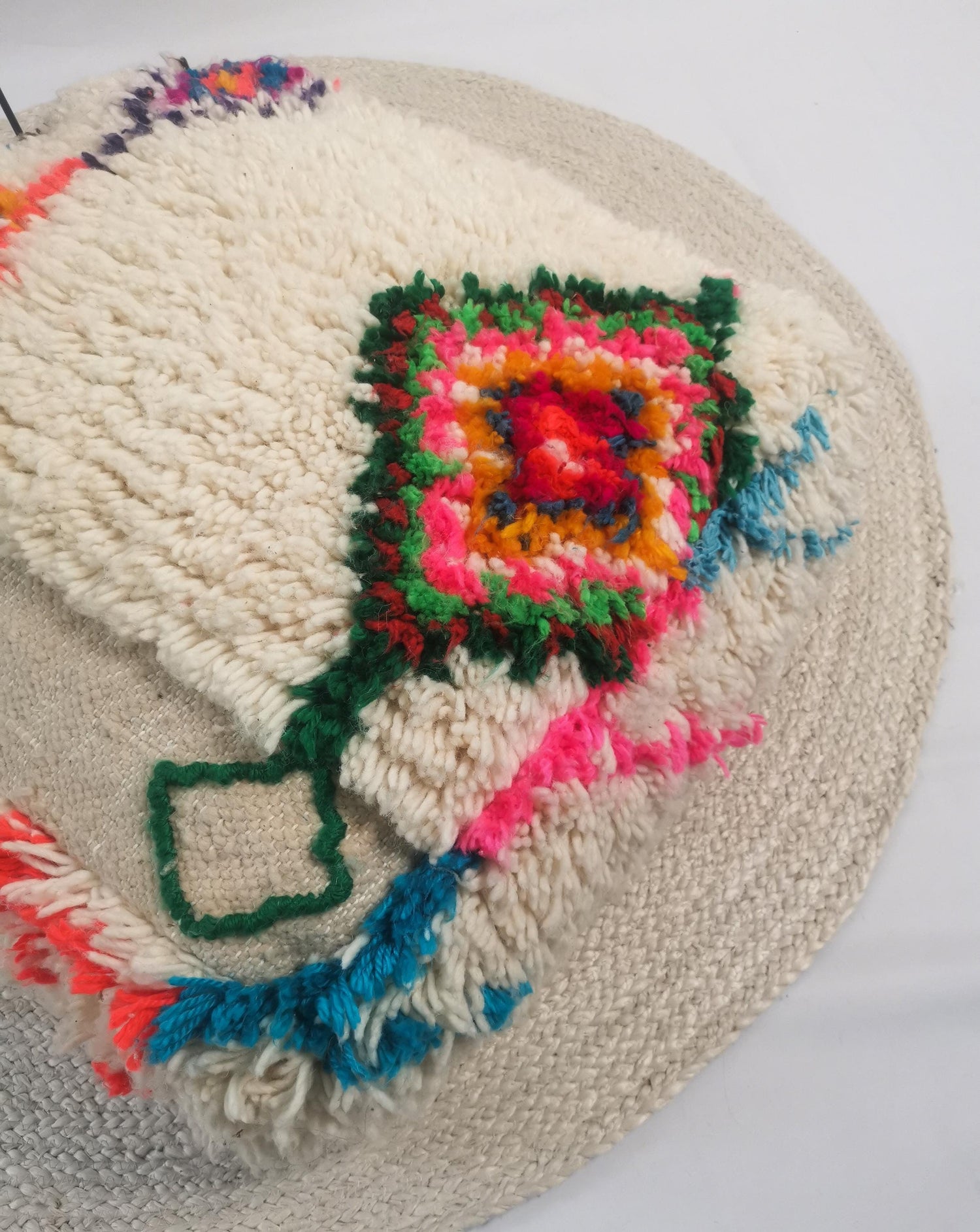 Marokkanischer Pouf, Berber Bodenkissen, Sitzkissen aus Wolle, Vintage Kissen, Boho Sitzkissen Beni Ourain