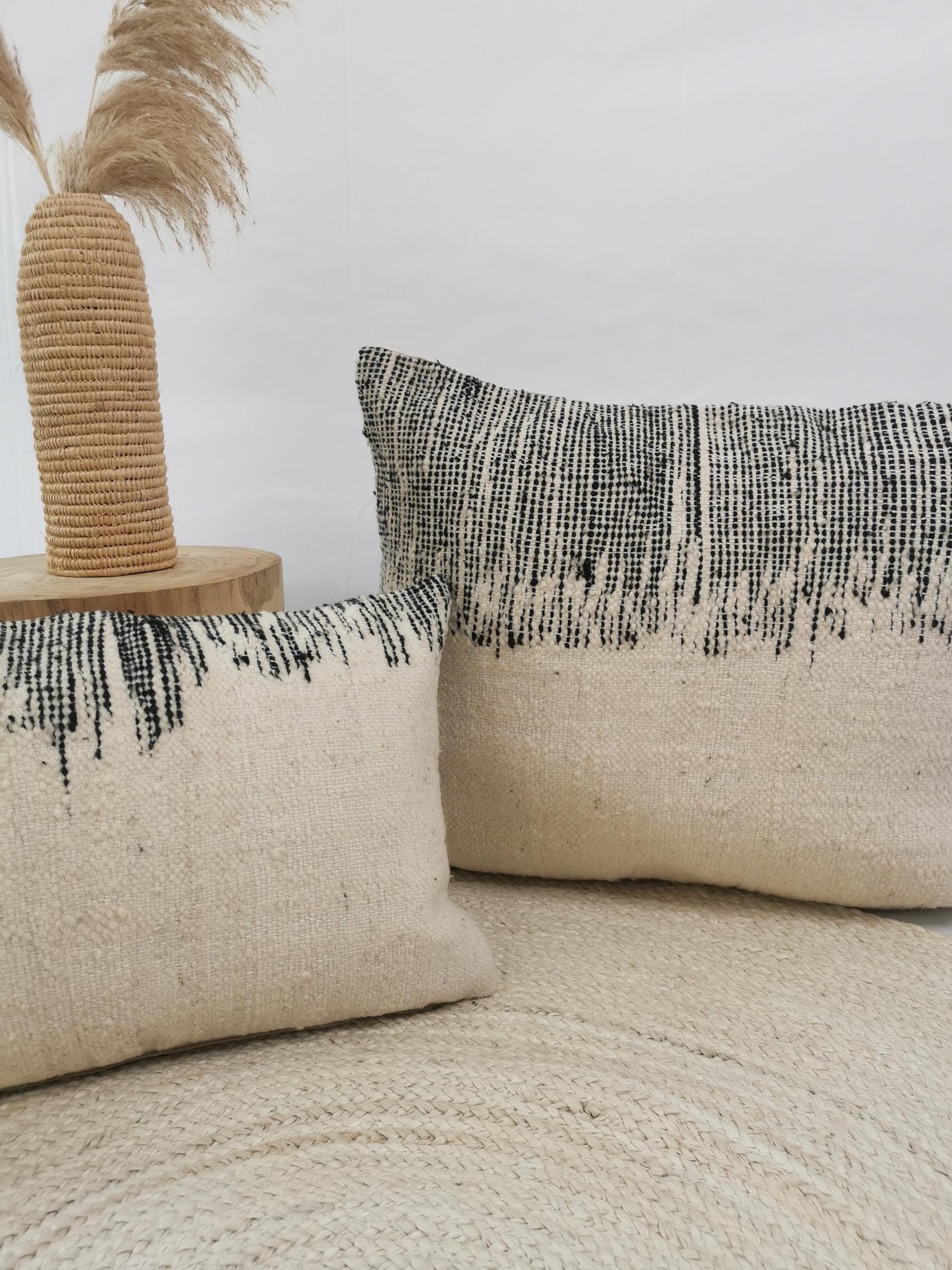 Housse de coussin marocaine, coussin Beni Ourain, motifs modernes abstraits, housse de coussin en laine éclectique, fait main