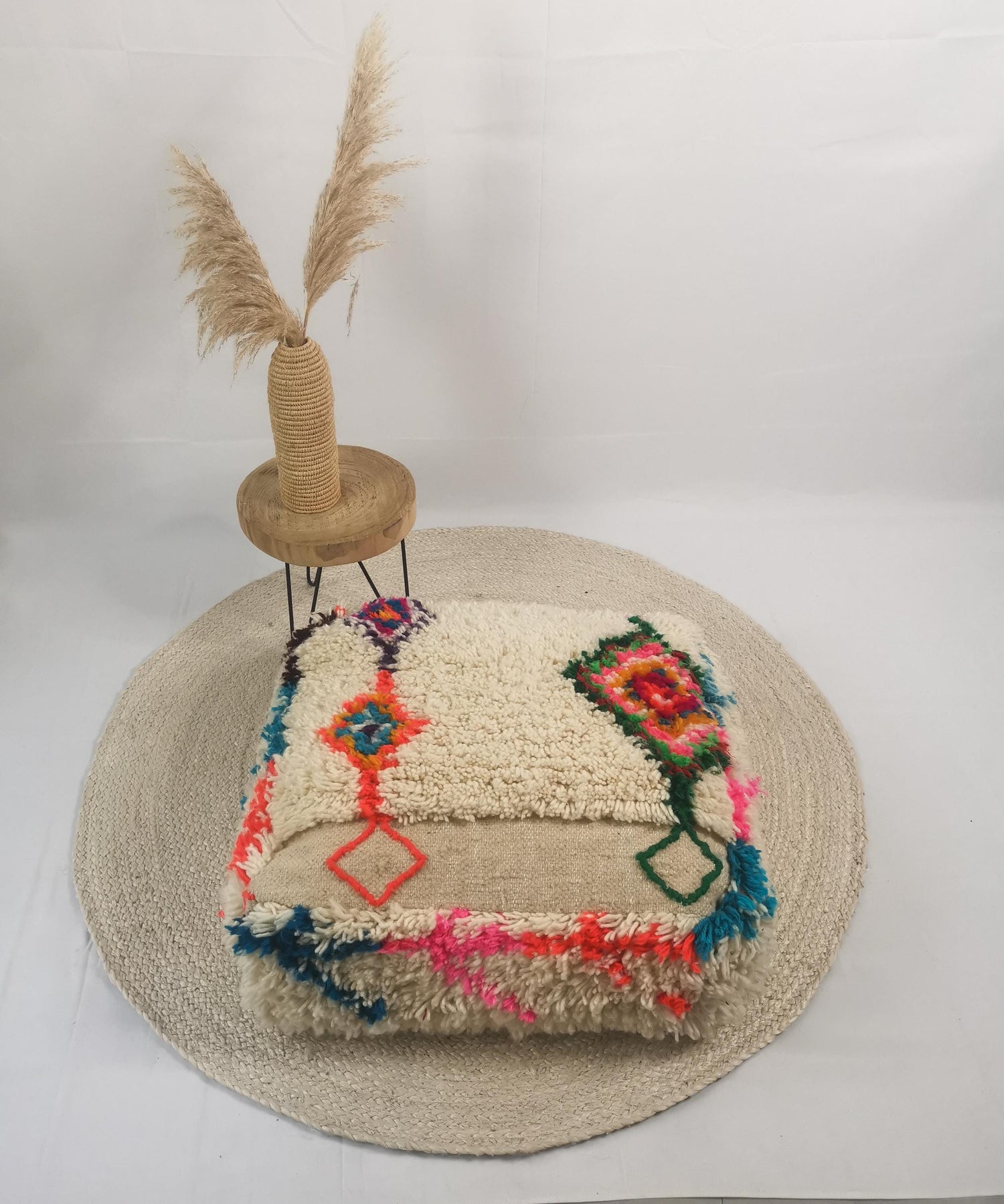 Marokkanischer Pouf, Berber Bodenkissen, Sitzkissen aus Wolle, Vintage Kissen, Boho Sitzkissen Beni Ourain