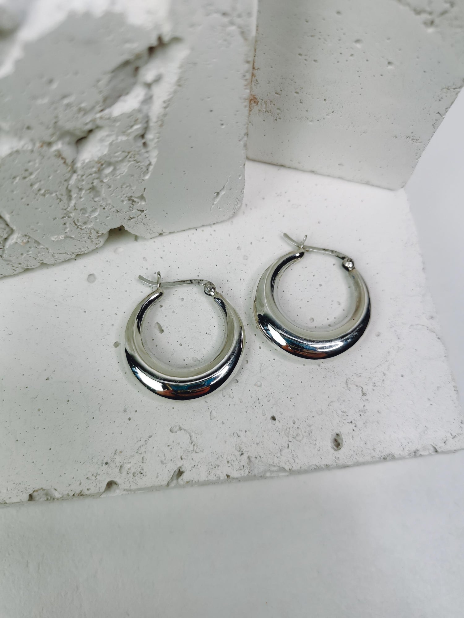 Boucles d'oreilles créoles demi-lune en argent 925, créoles larges en argent sterling 28 mm, créoles minimalistes