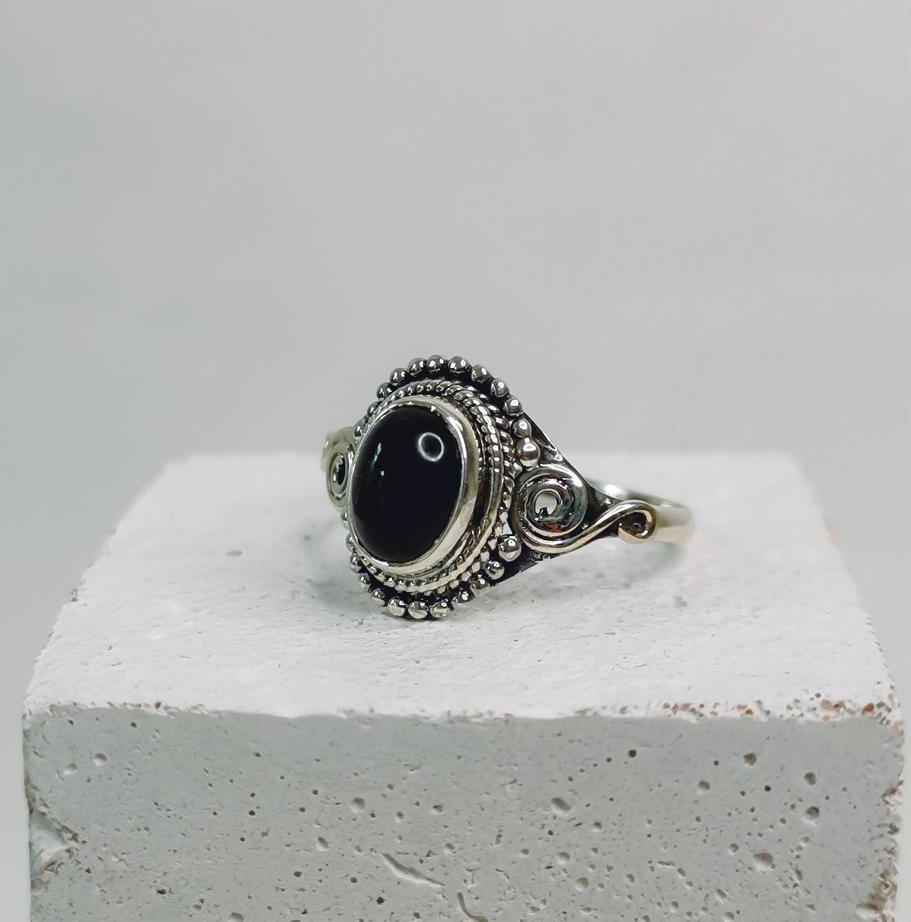 Bague en argent 925 avec pierre d'onyx ovale, bague en argent avec onyx noir, bague en argent sterling avec pierre précieuse d'onyx