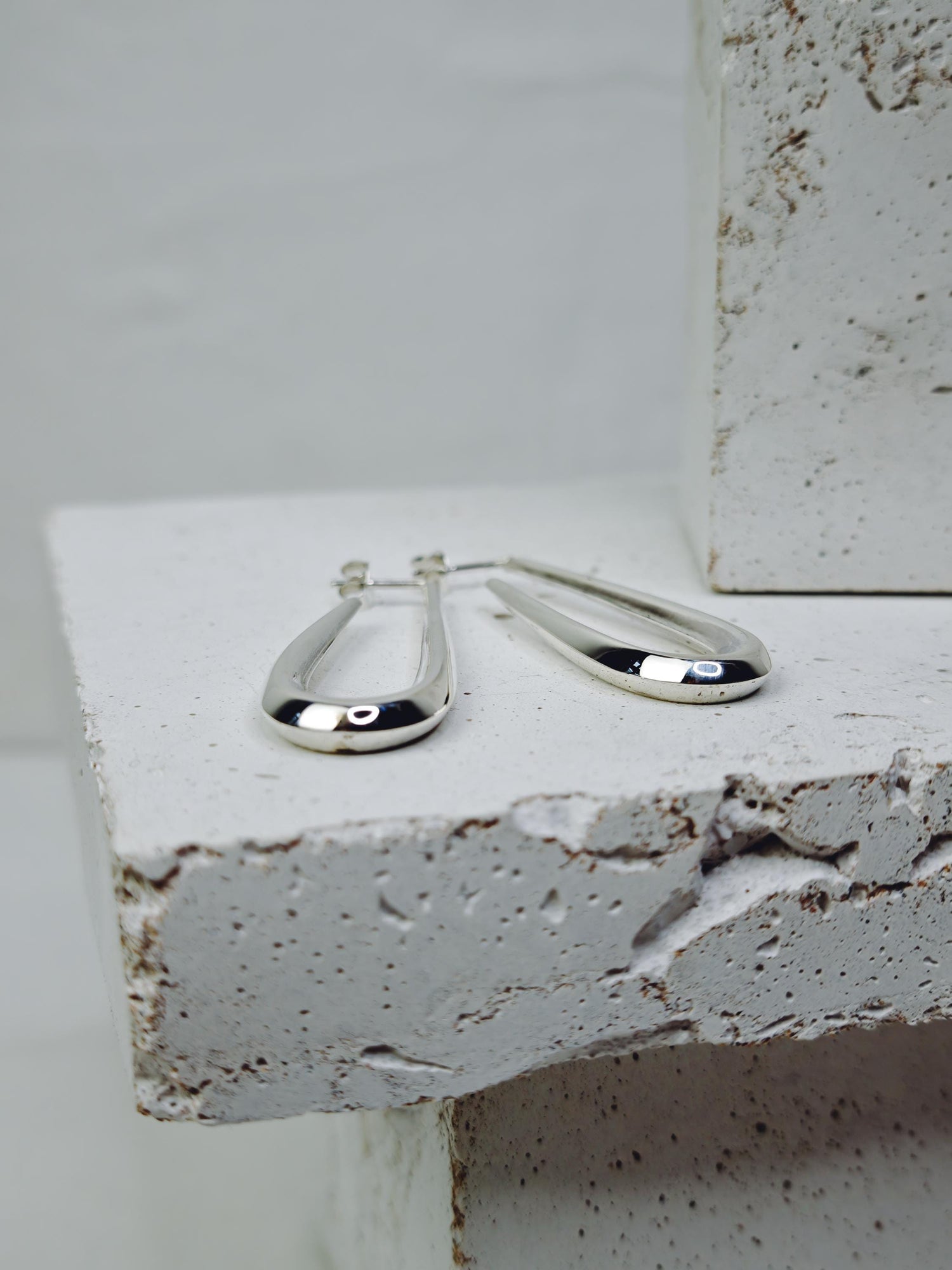 Long open oval 925 silver hoop earrings, minimalist stud earrings, sterling silver hoop earrings oval